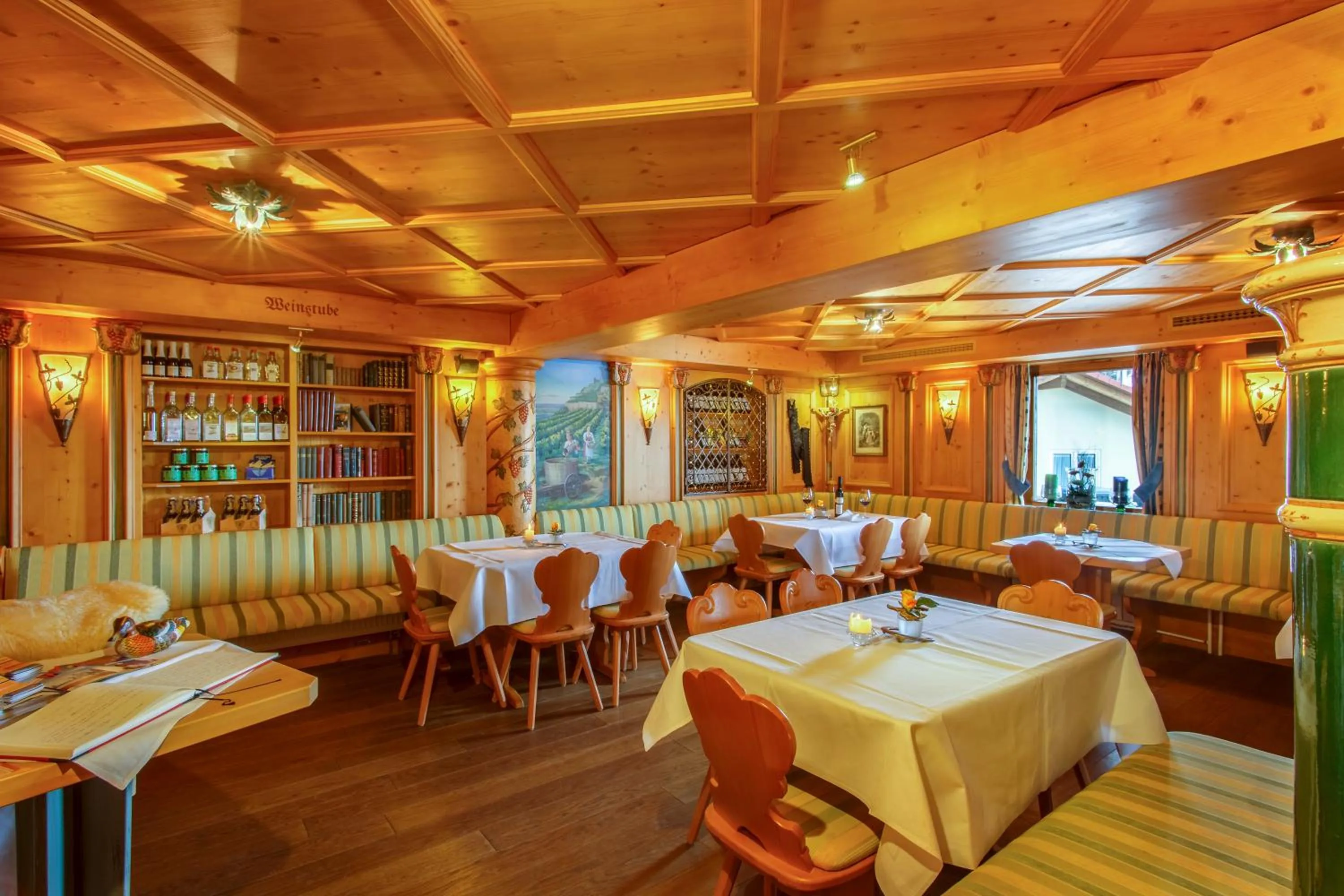 Restaurant/places to eat in Landhotel Bartlehof