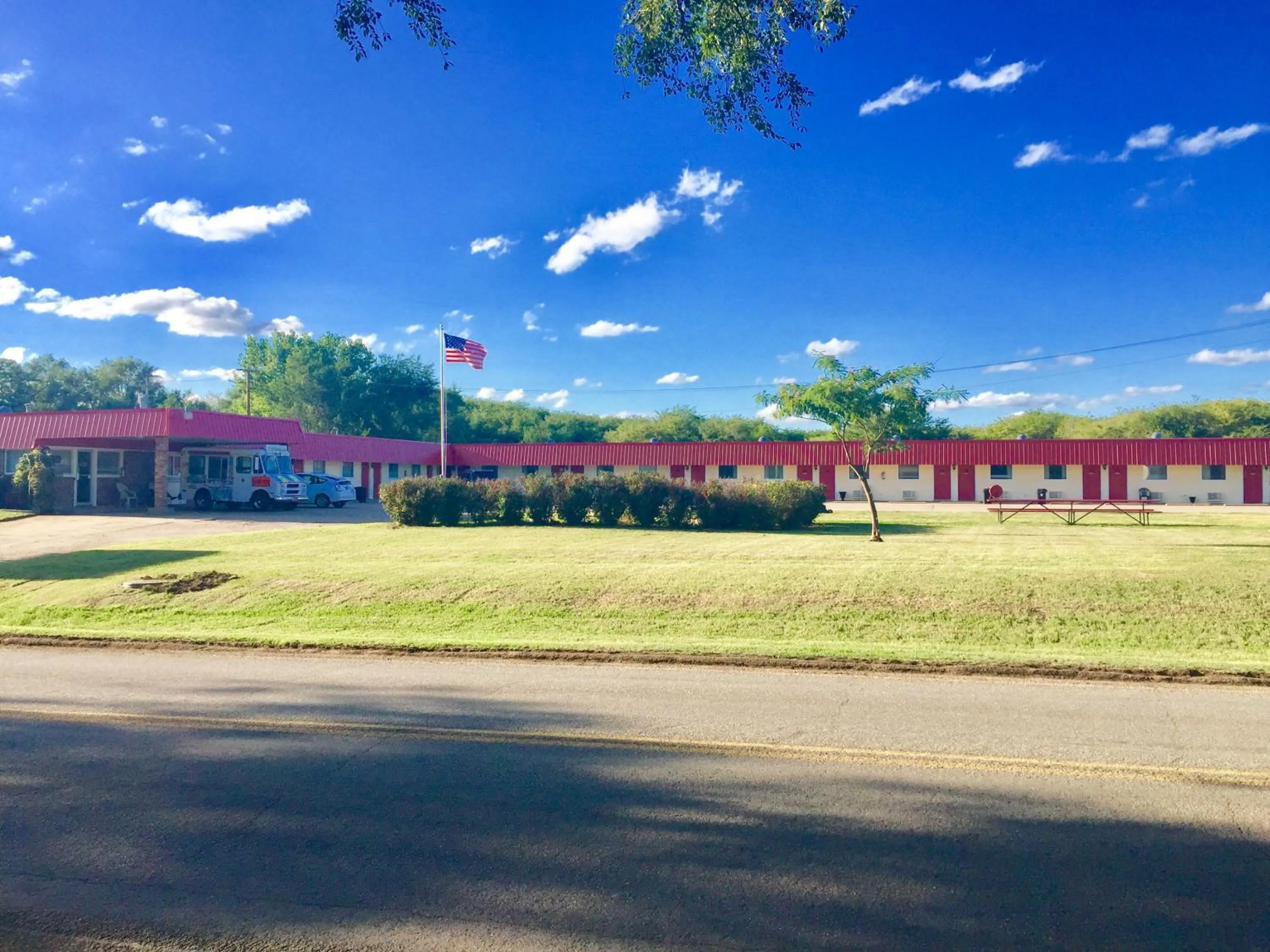 Property building in Rock City Motel
