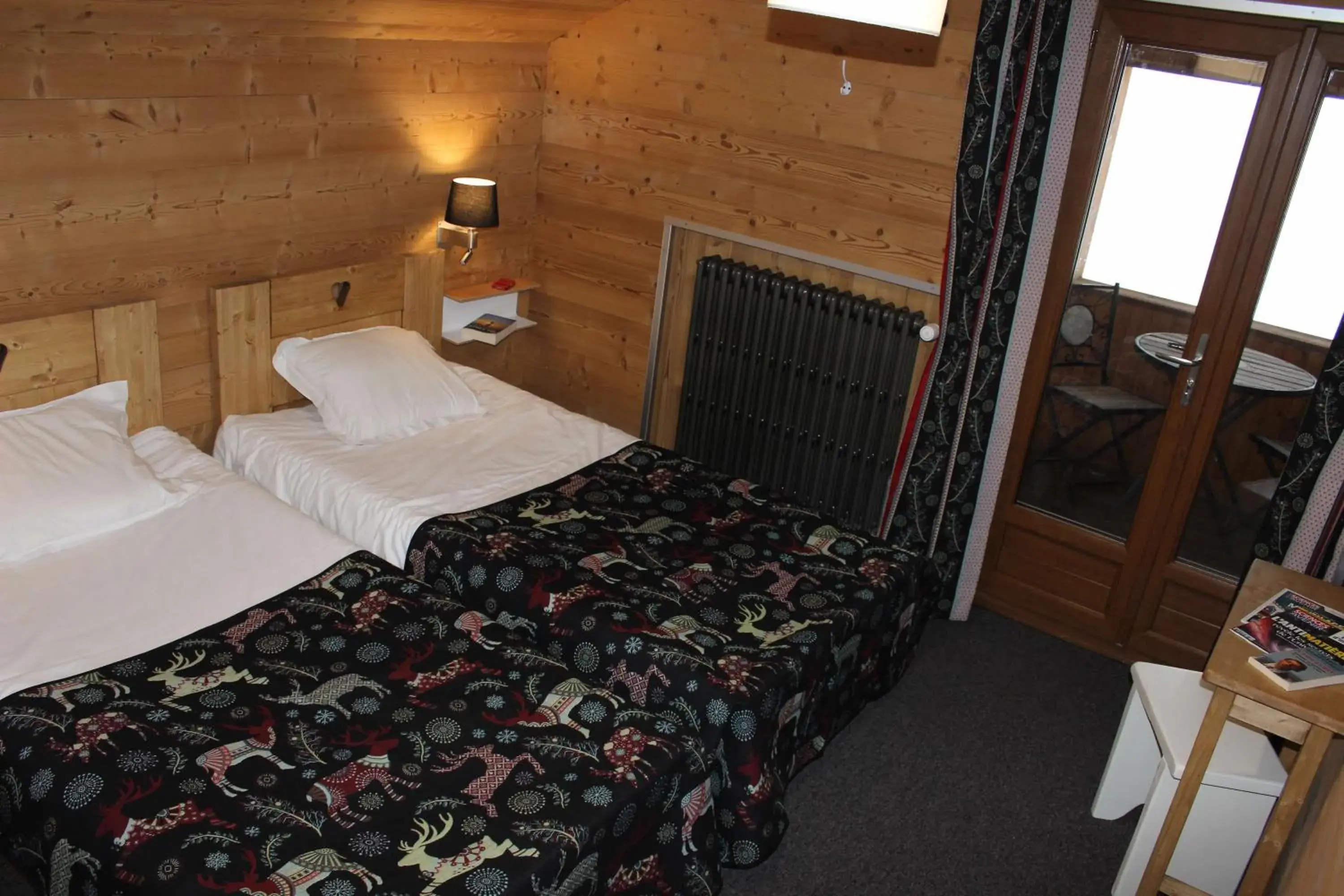 Double Twin Room in Logis Hôtel Restaurant U'Fredy Double Twin Room in Logis Hôtel Restaurant U'Fredy