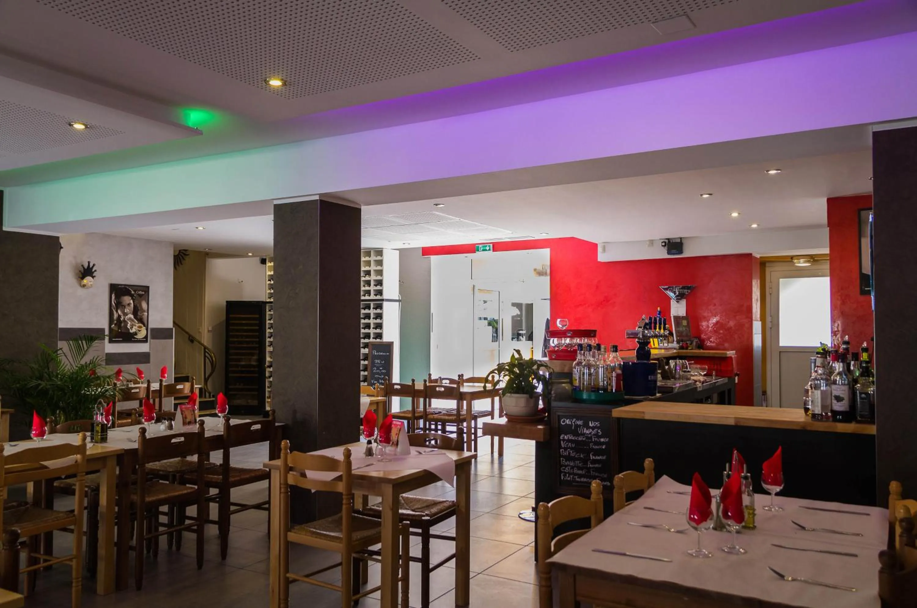 Restaurant/places to eat in Hôtel Les Italiens