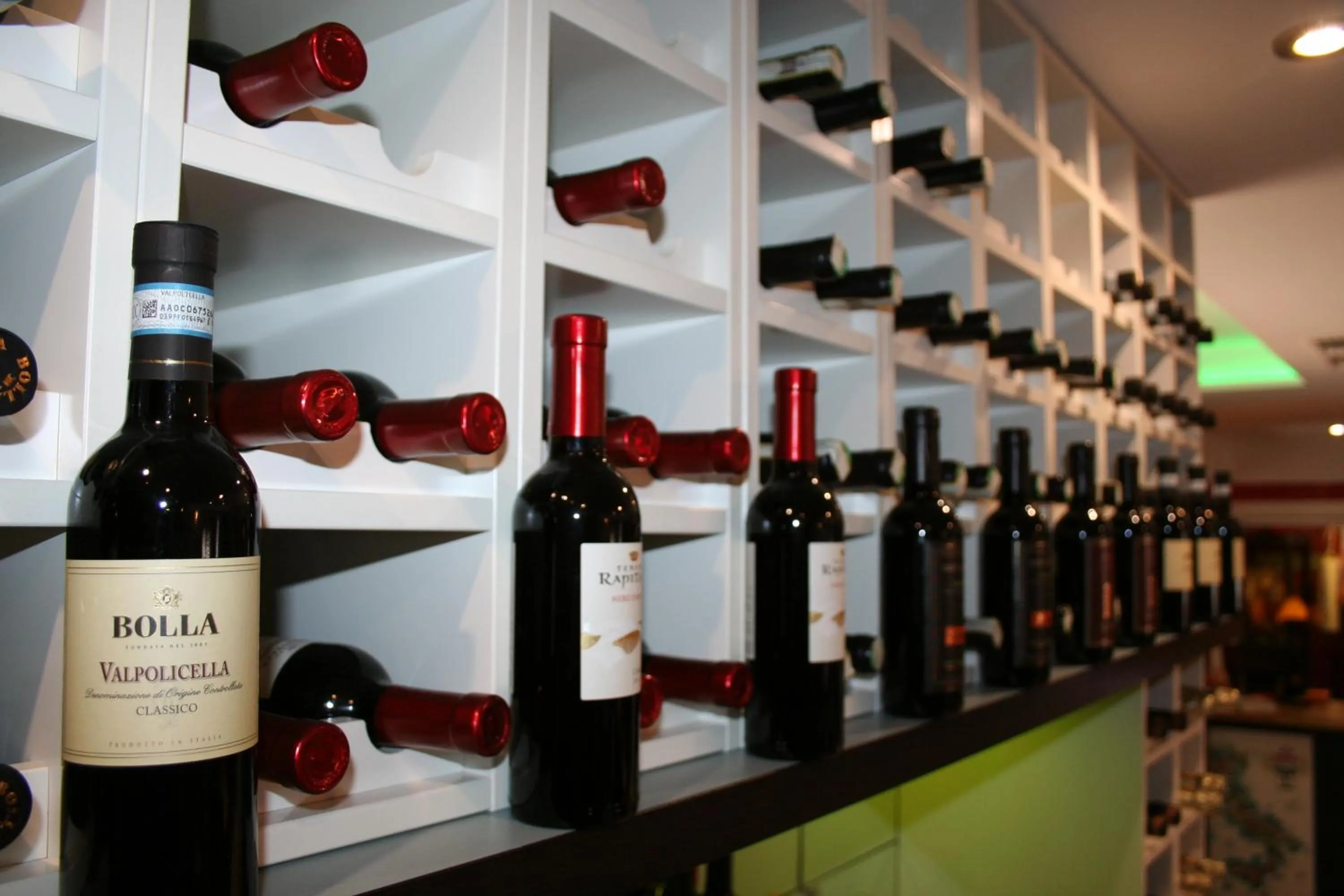 Restaurant/places to eat in Hôtel Les Italiens