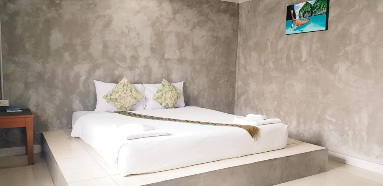 Bed in The Guest Hotel Krabi