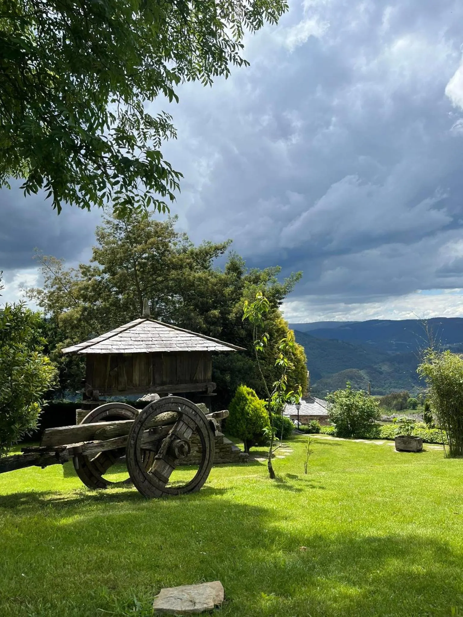 Spring in Complejo Rural Lar de Vies