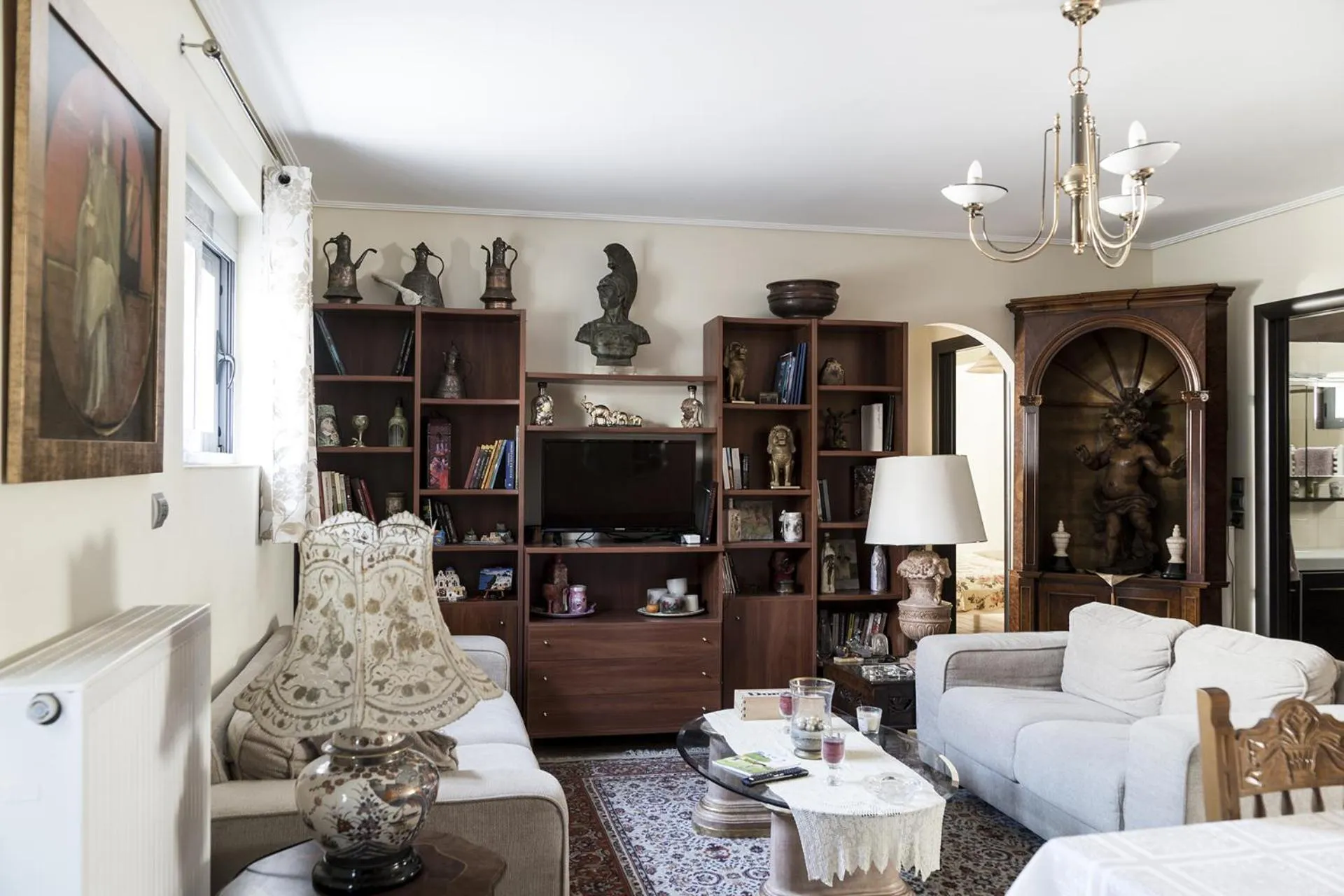 Living room in Villa d'Irene-near athens airport , 200 meters from the beach davis