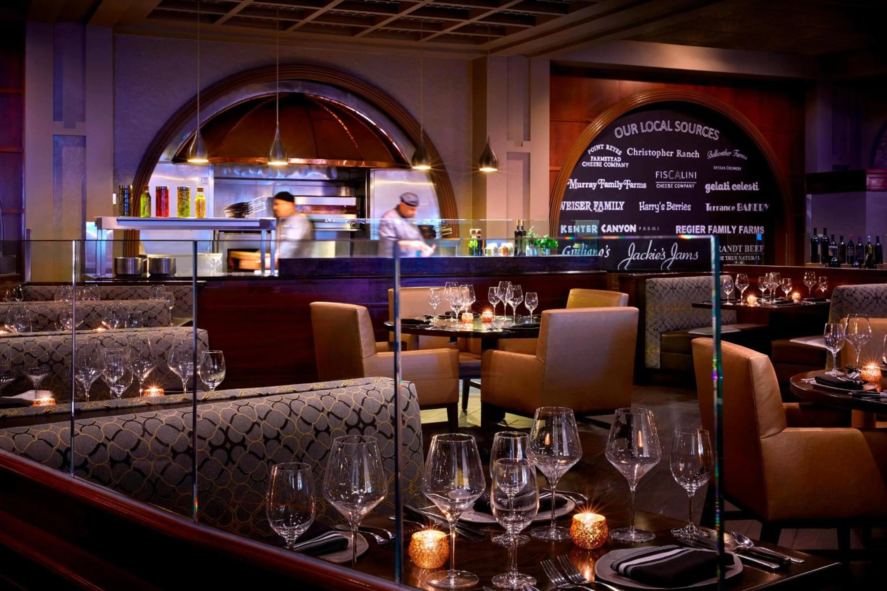 Restaurant/places to eat in Los Angeles Airport Marriott