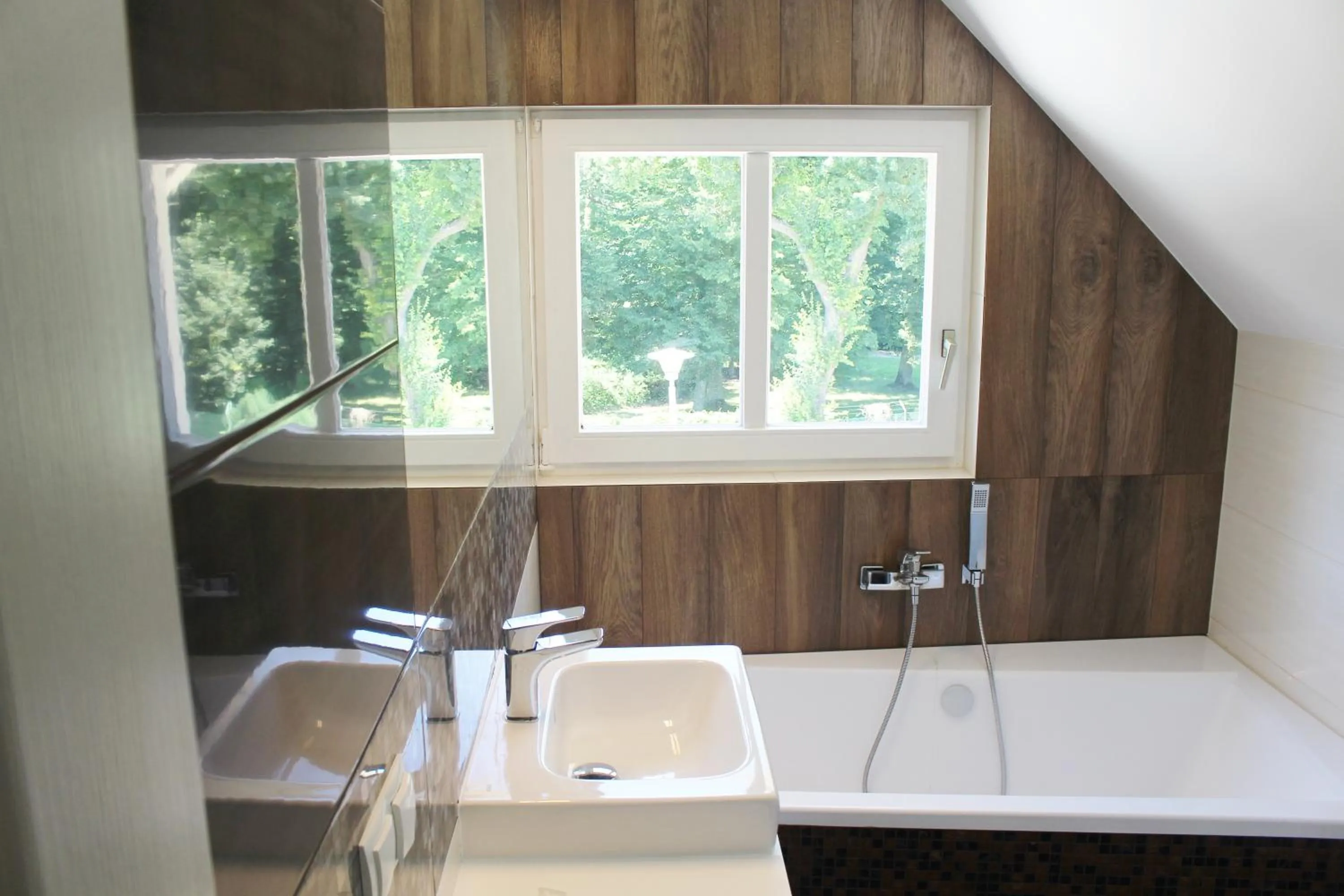 Shower in Hotel Podjadek