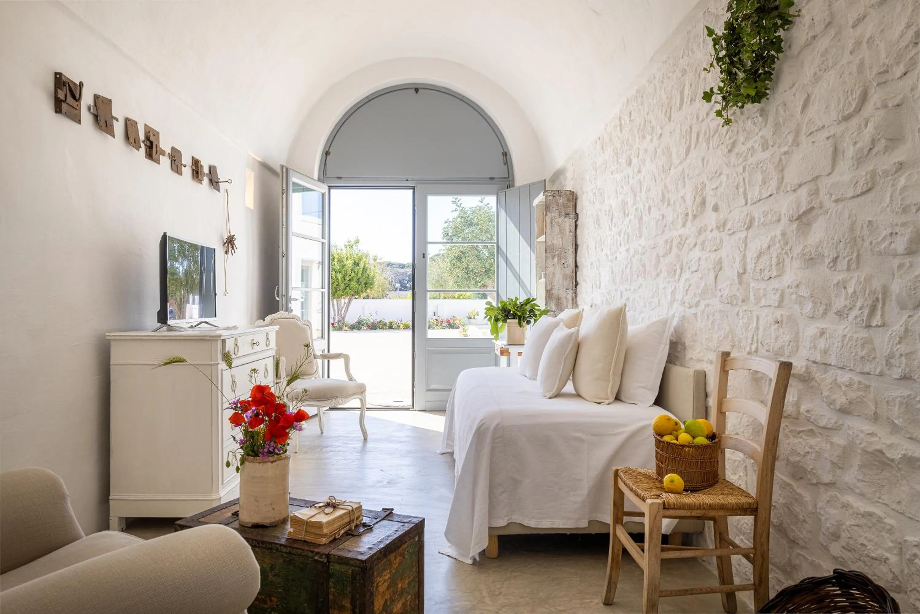 Junior Suite - single occupancy in Masseria Le Torri