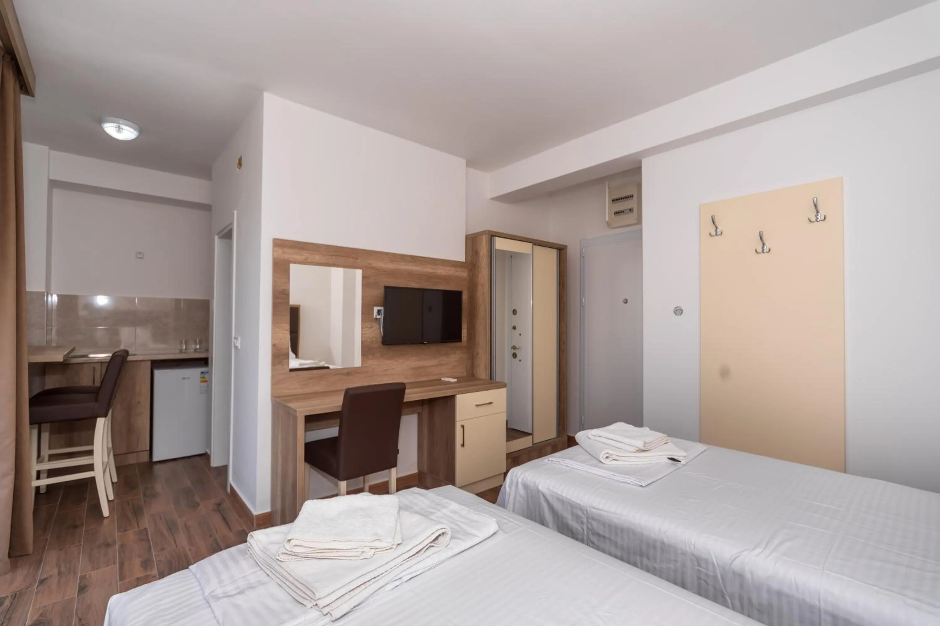 Bedroom, Bed in Hotel Pharos