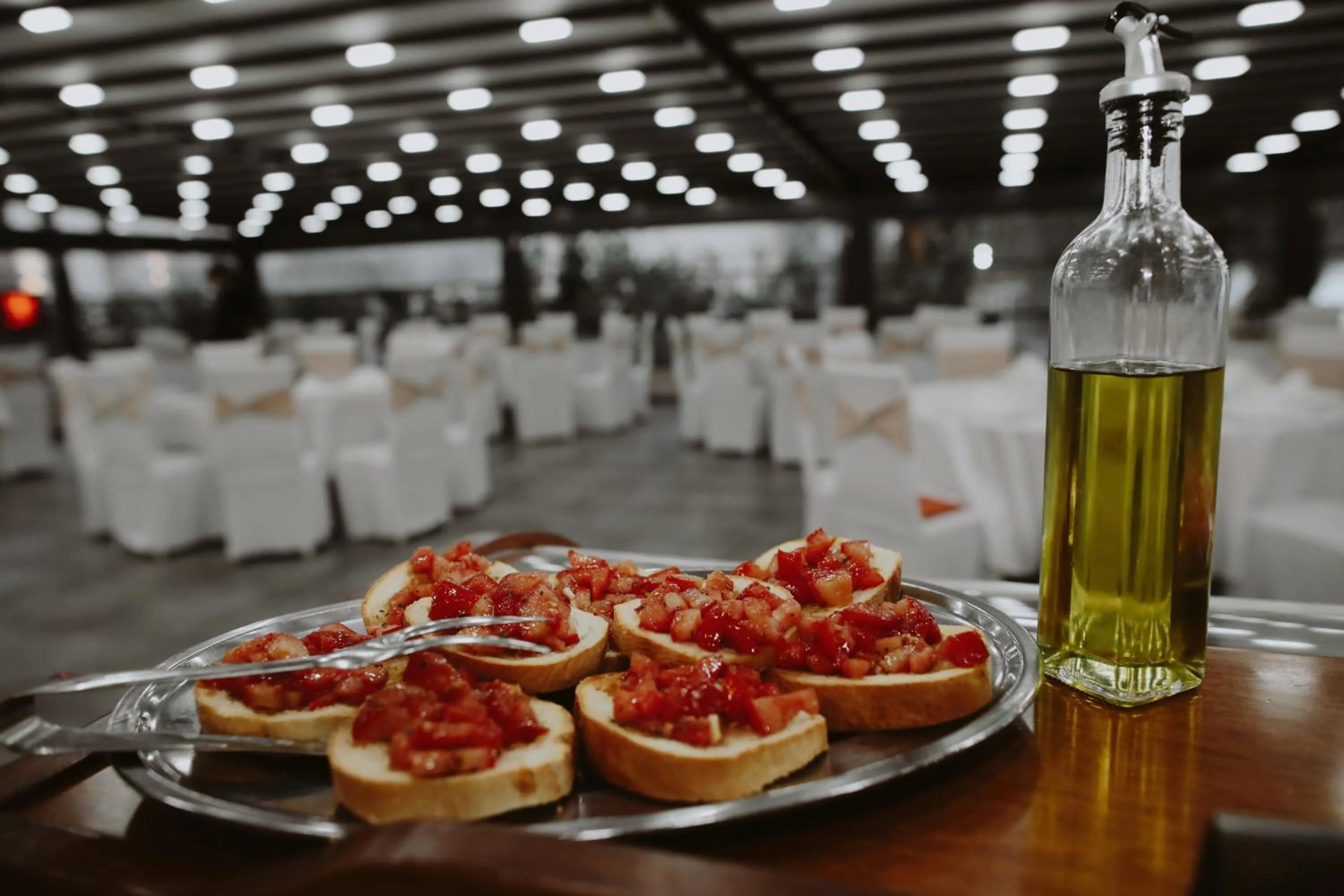Restaurant/places to eat in Hotel Pharos