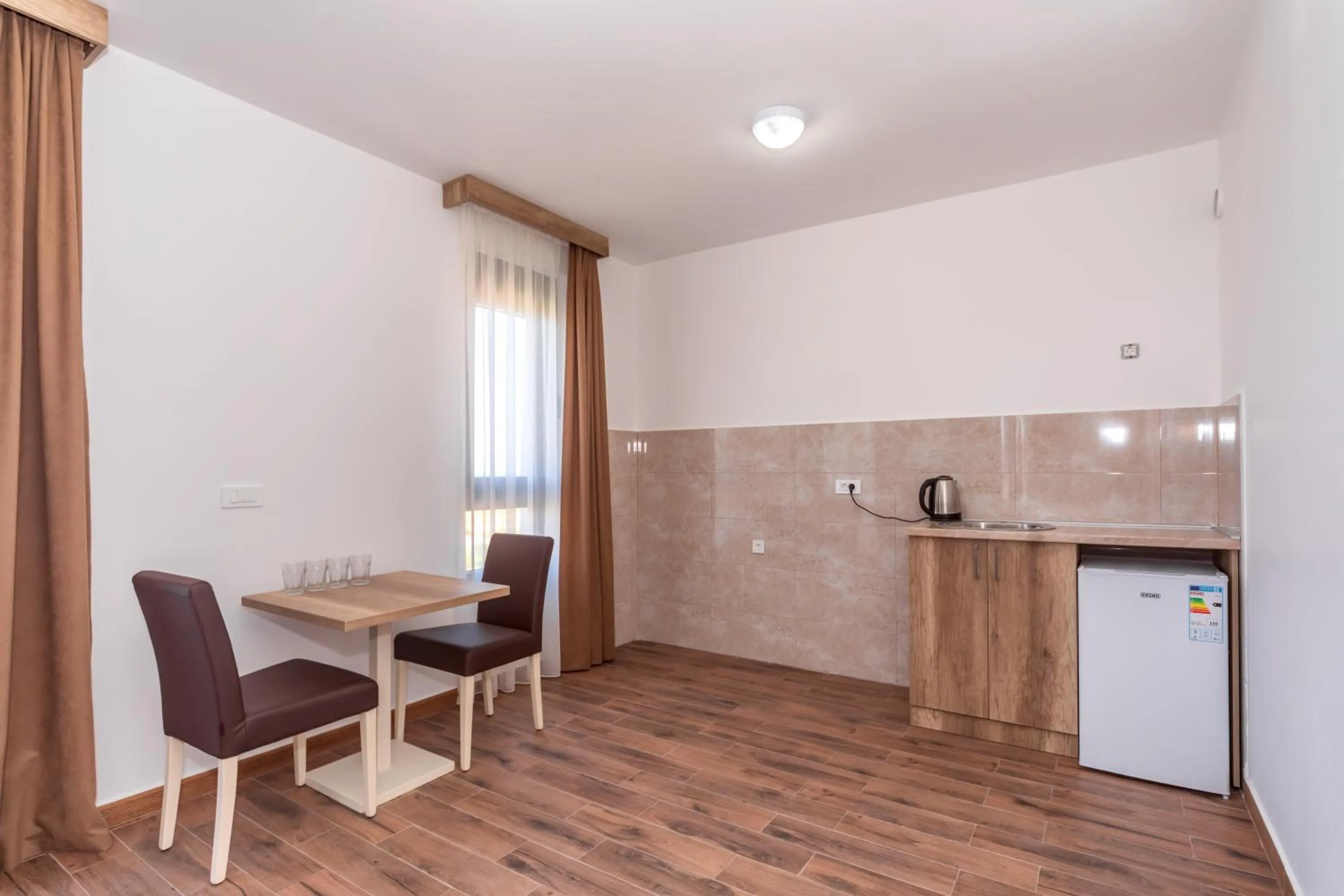 Kitchen or kitchenette in Hotel Pharos