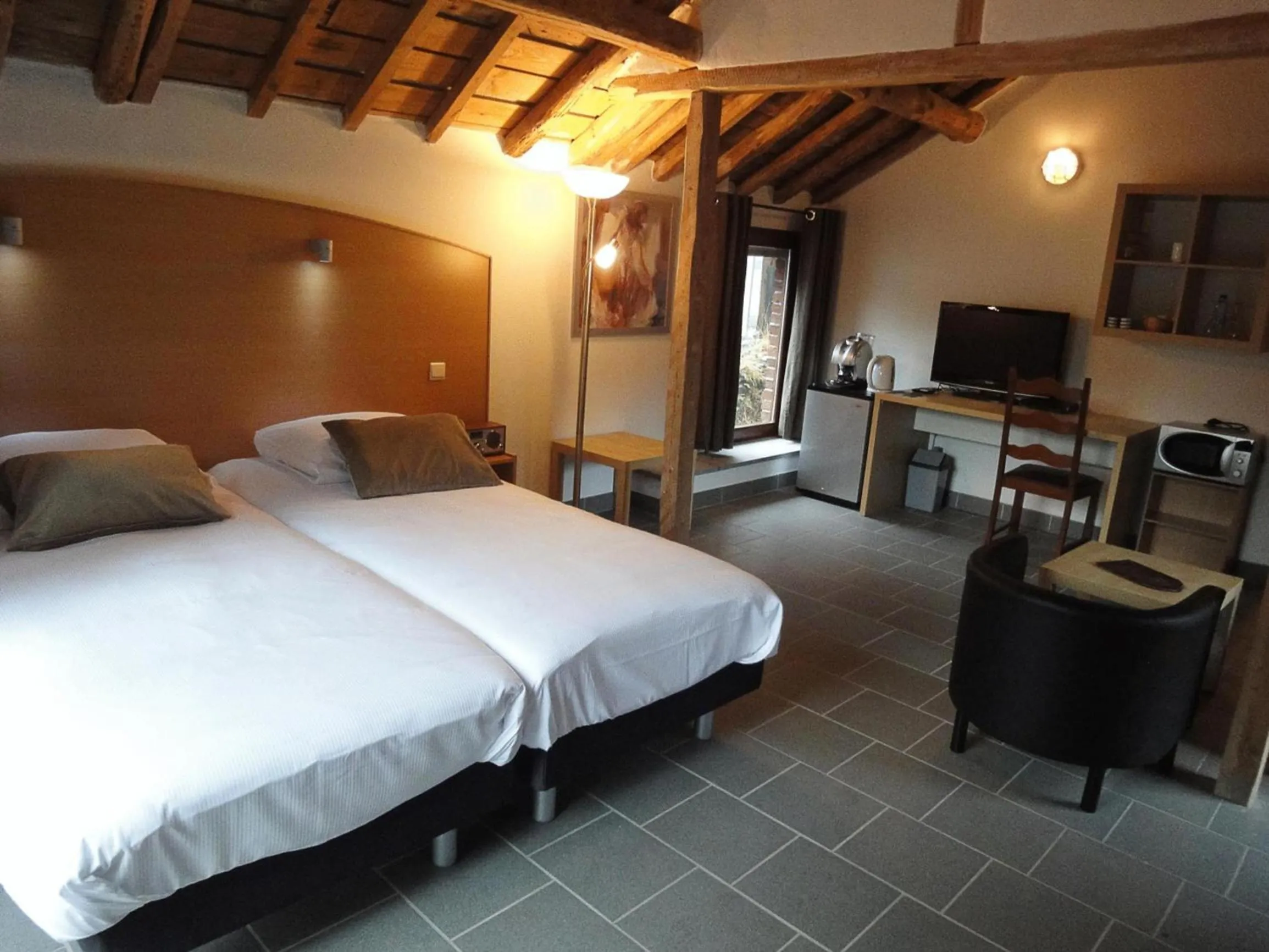 Seating area, Bed in Parkhotel Villa des Effats Vielsalm