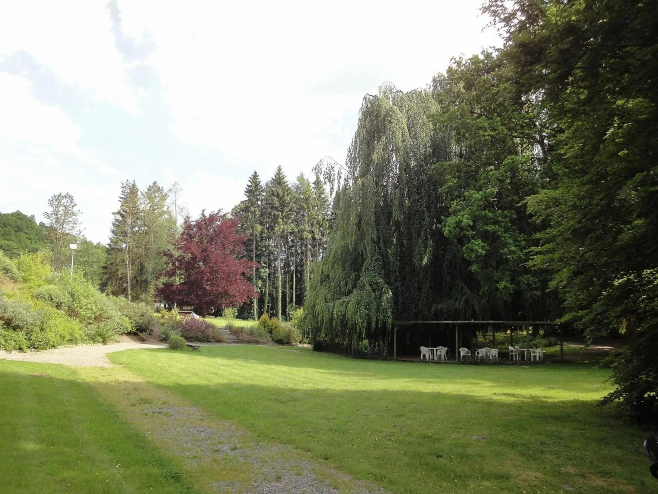Garden in Parkhotel Villa des Effats Vielsalm