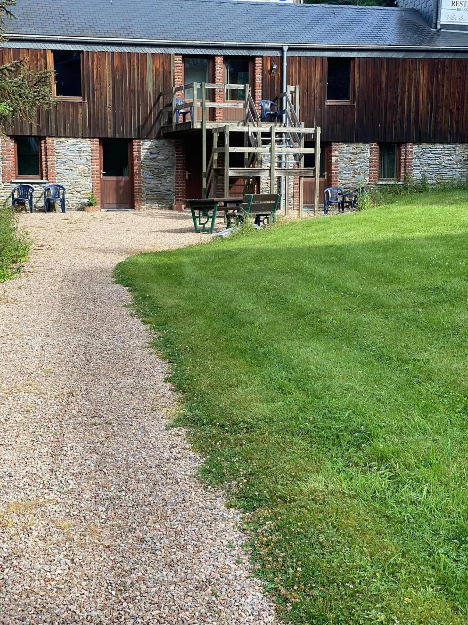 Property building in Parkhotel Villa des Effats Vielsalm