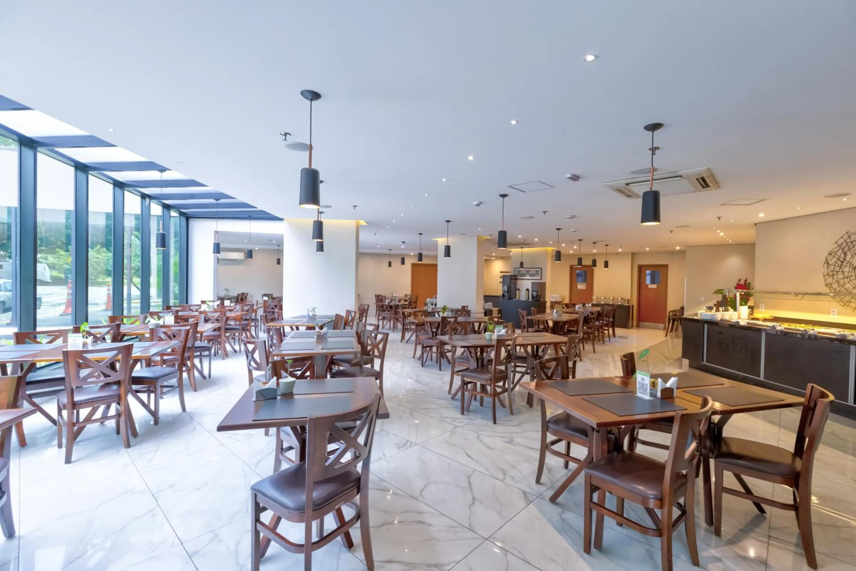 Restaurant/places to eat in Holiday Inn - Goiania by IHG
