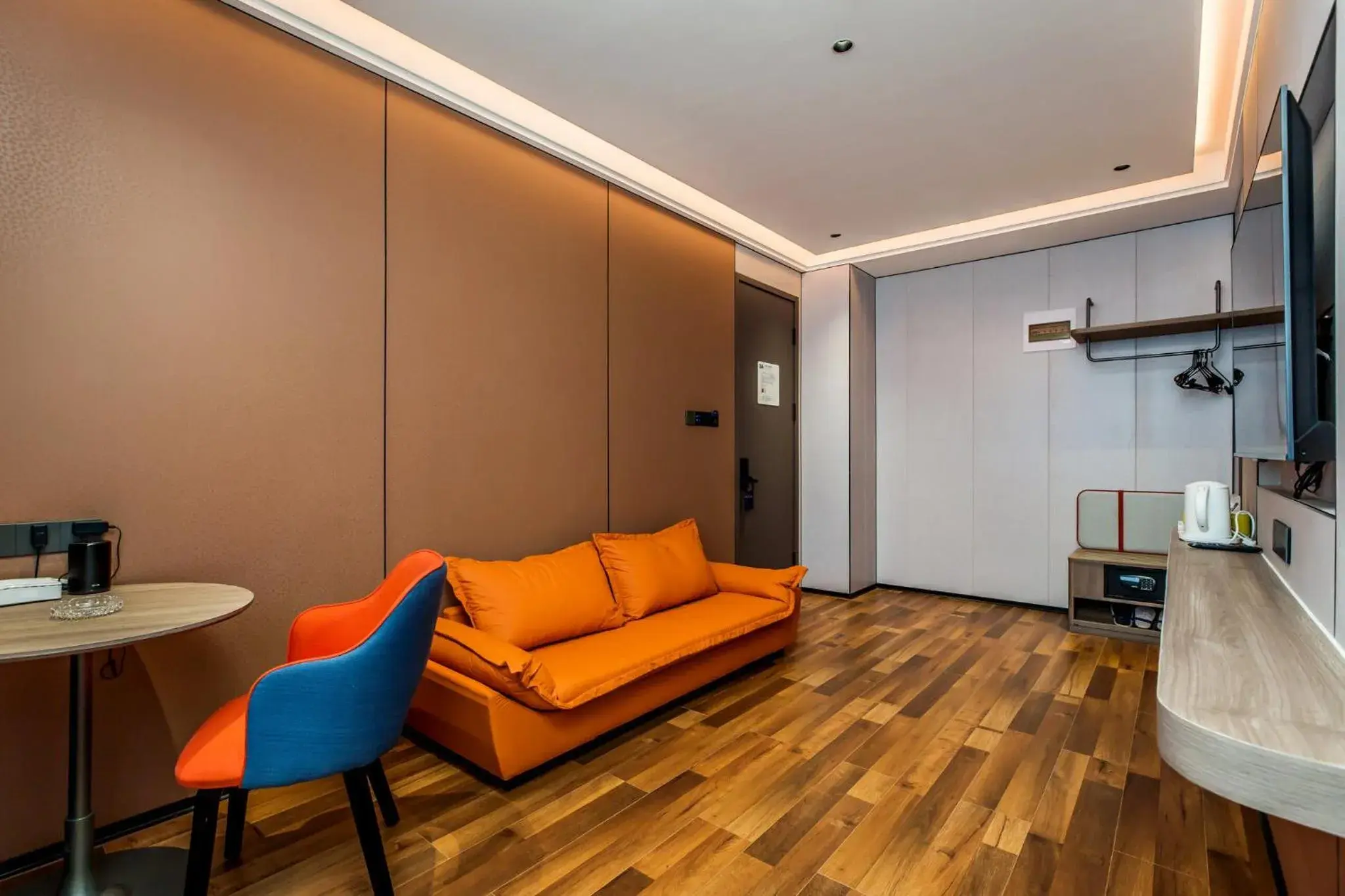 Photo of the whole room in Holiday Inn Express Chengde Downtown by IHG Photo of the whole room in Holiday Inn Express Chengde Downtown by IHG