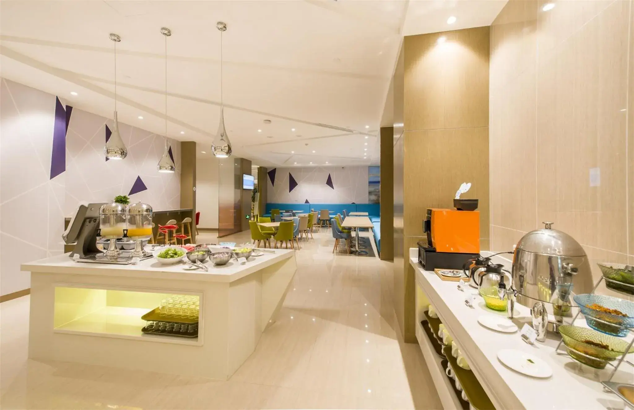 Restaurant/places to eat in Holiday Inn Express Chengde Downtown by IHG Restaurant/places to eat in Holiday Inn Express Chengde Downtown by IHG