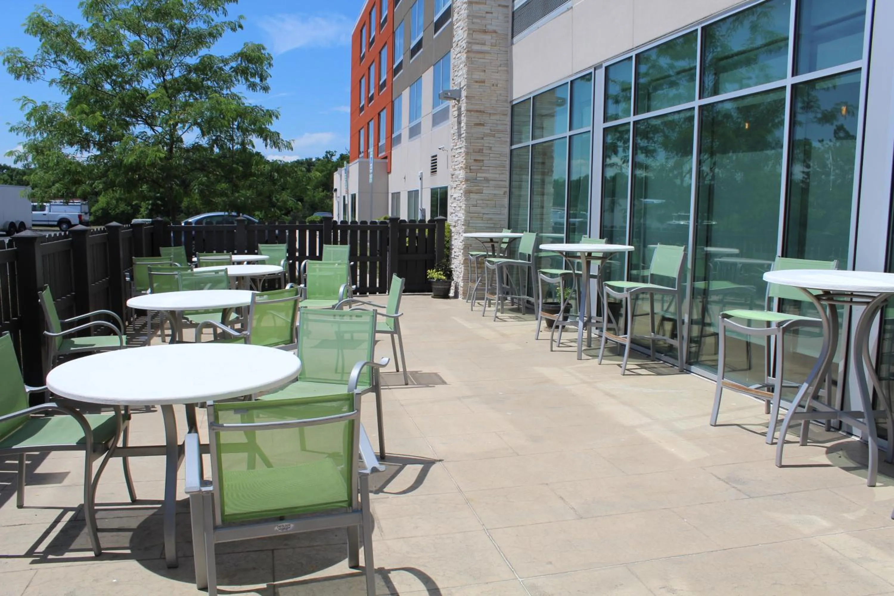 Patio in Holiday Inn Express & Suites - Gettysburg by IHG