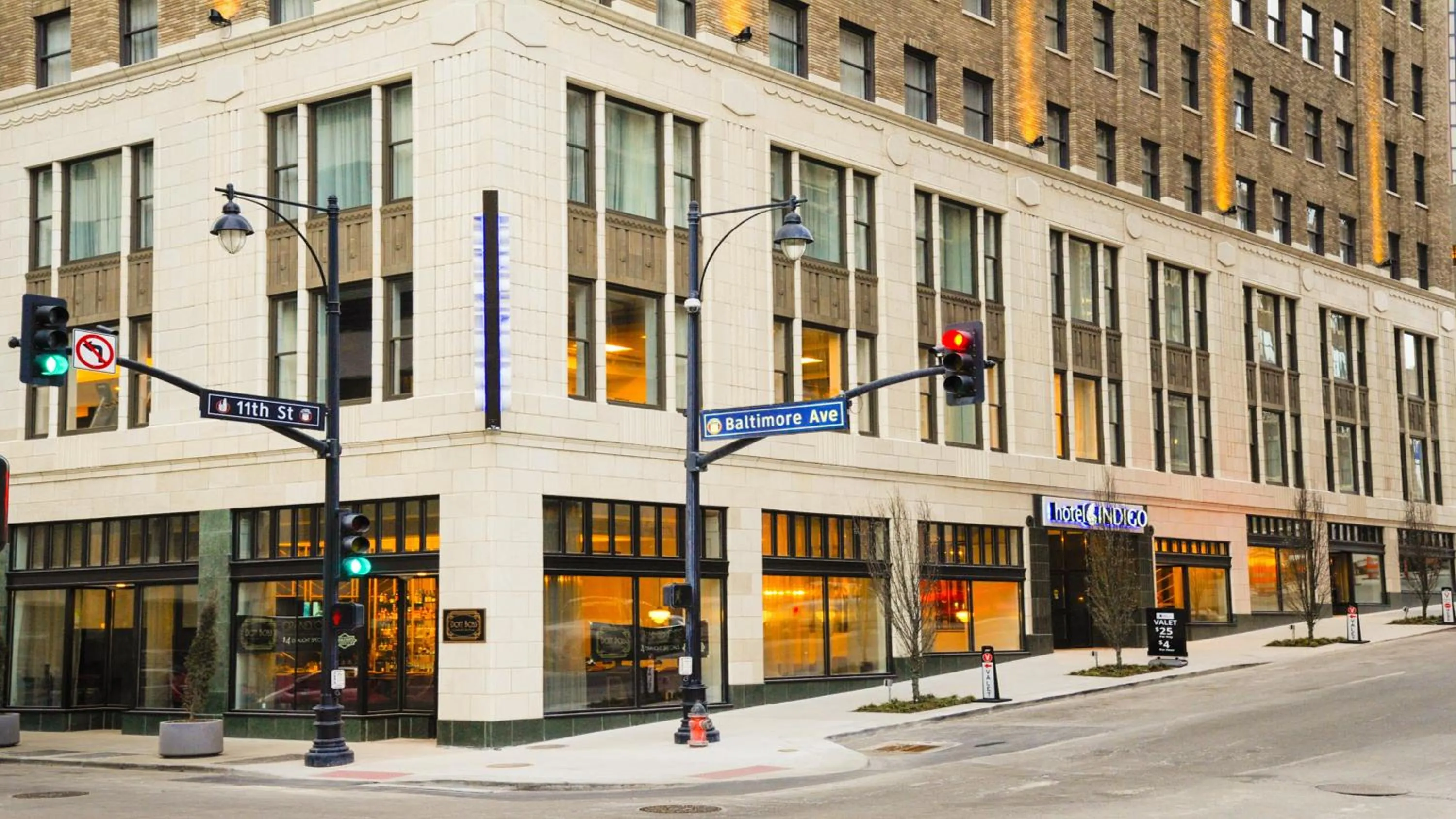 Property building in Hotel Indigo - Kansas City Downtown by IHG