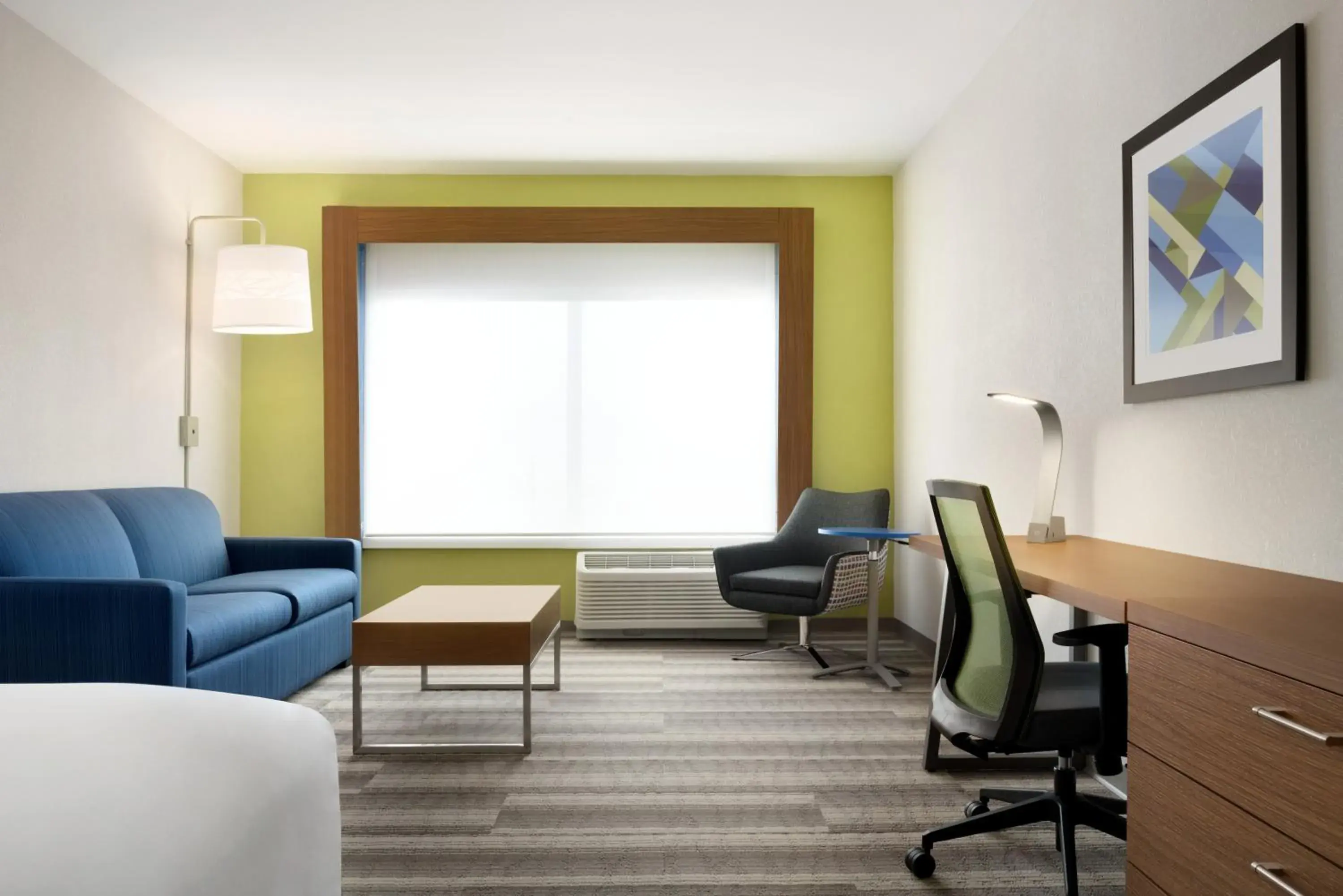 Living room in Holiday Inn Express & Suites - Cincinnati South - Wilder by IHG Living room in Holiday Inn Express & Suites - Cincinnati South - Wilder by IHG