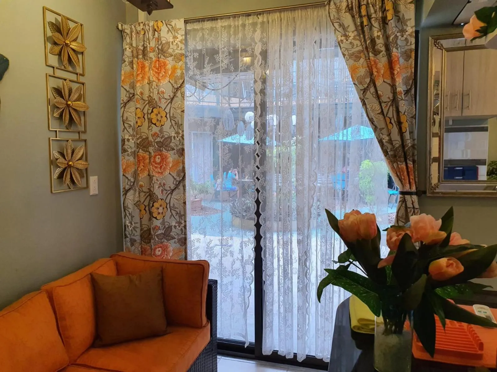 Seating area in El Encanto Condominiums
