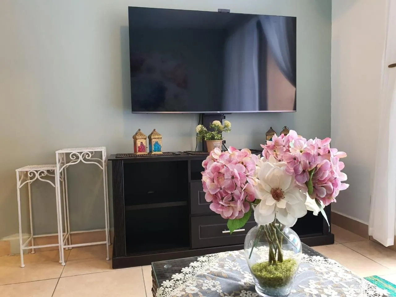 TV and multimedia in El Encanto Condominiums