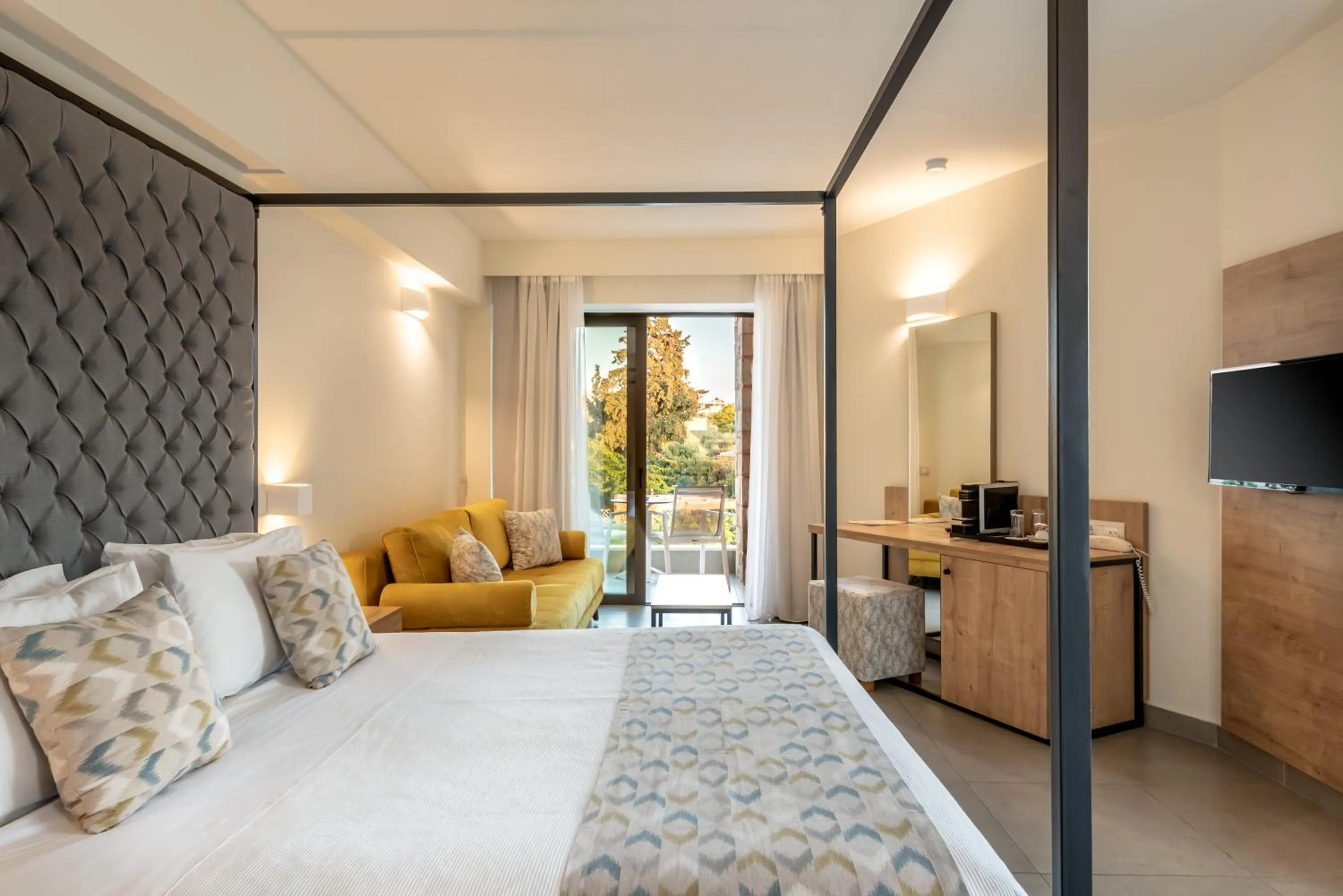 Photo of the whole room, Bed in Airis Boutique Hotel & Suites - For adults only