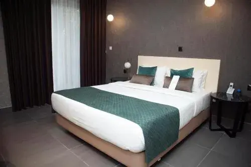 Deluxe Room in THE PALMS Luxury Boutique Hotel Deluxe Room in THE PALMS Luxury Boutique Hotel