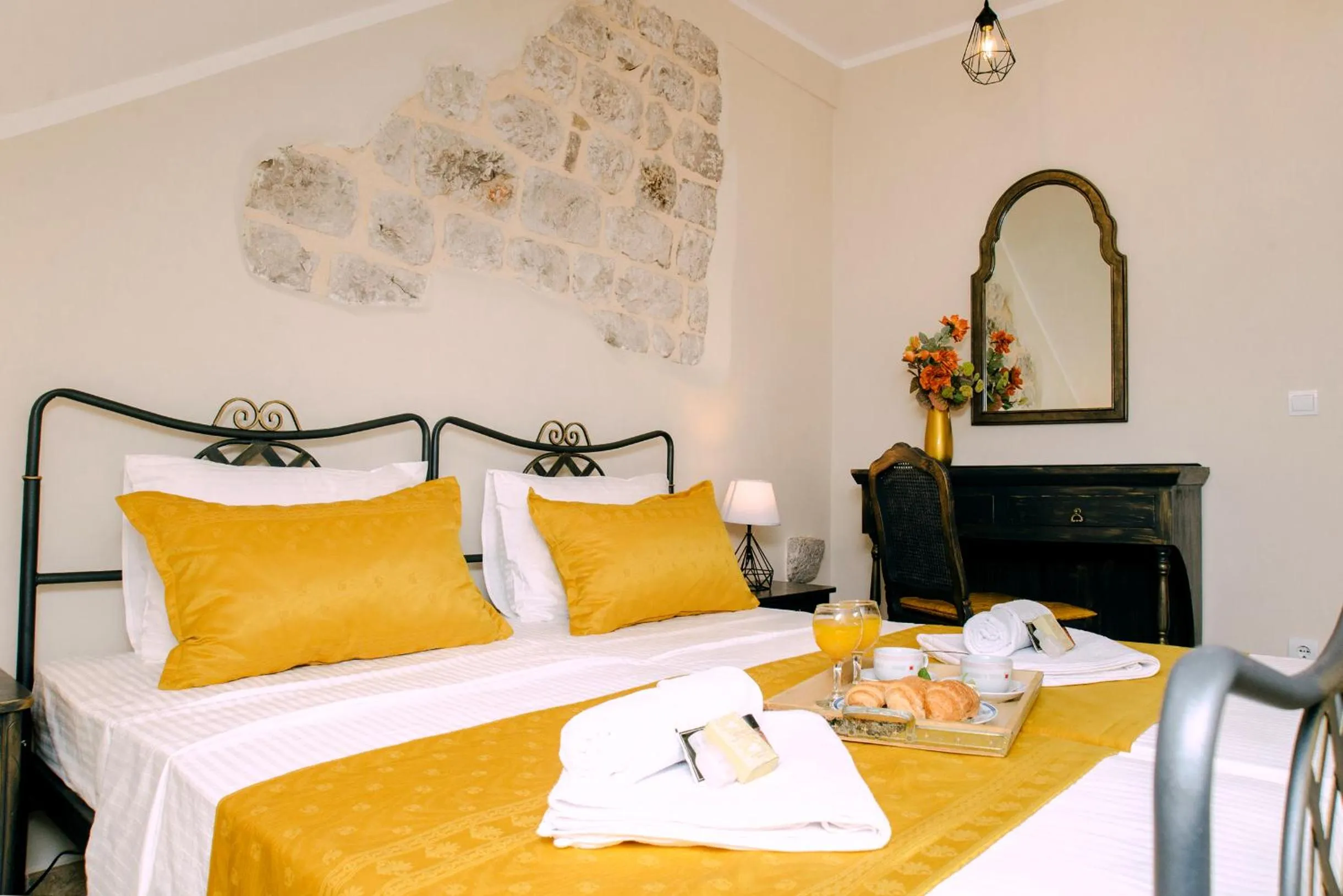 Bed in D & Sons Apartments