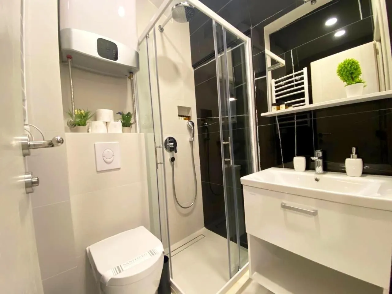 Bathroom in D & Sons Apartments