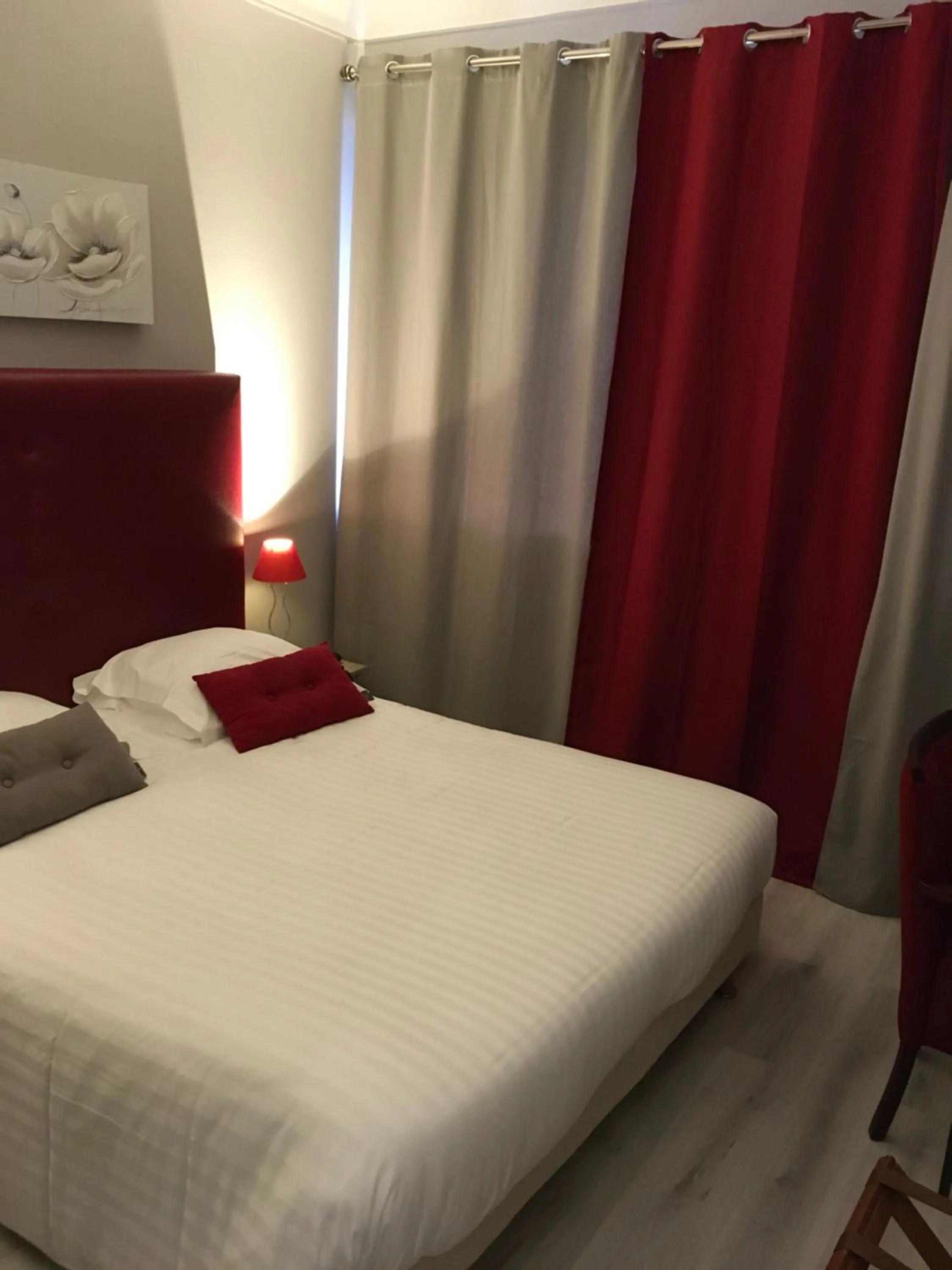 Photo of the whole room, Bed in Hotel Dorele