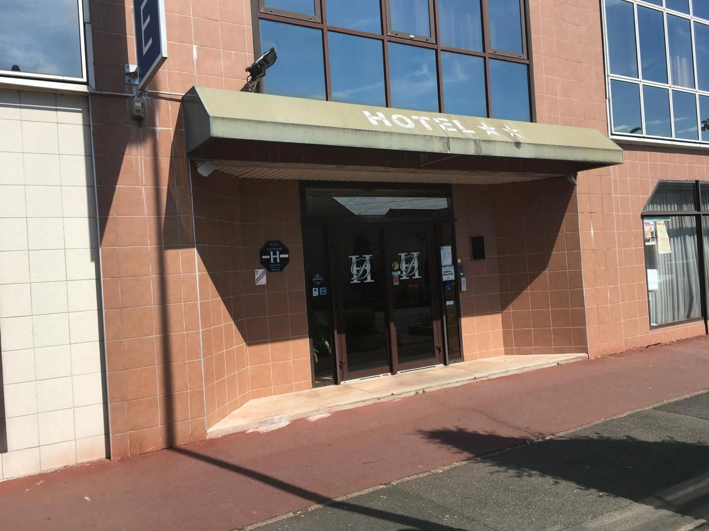 Facade/entrance in Hotel Dorele