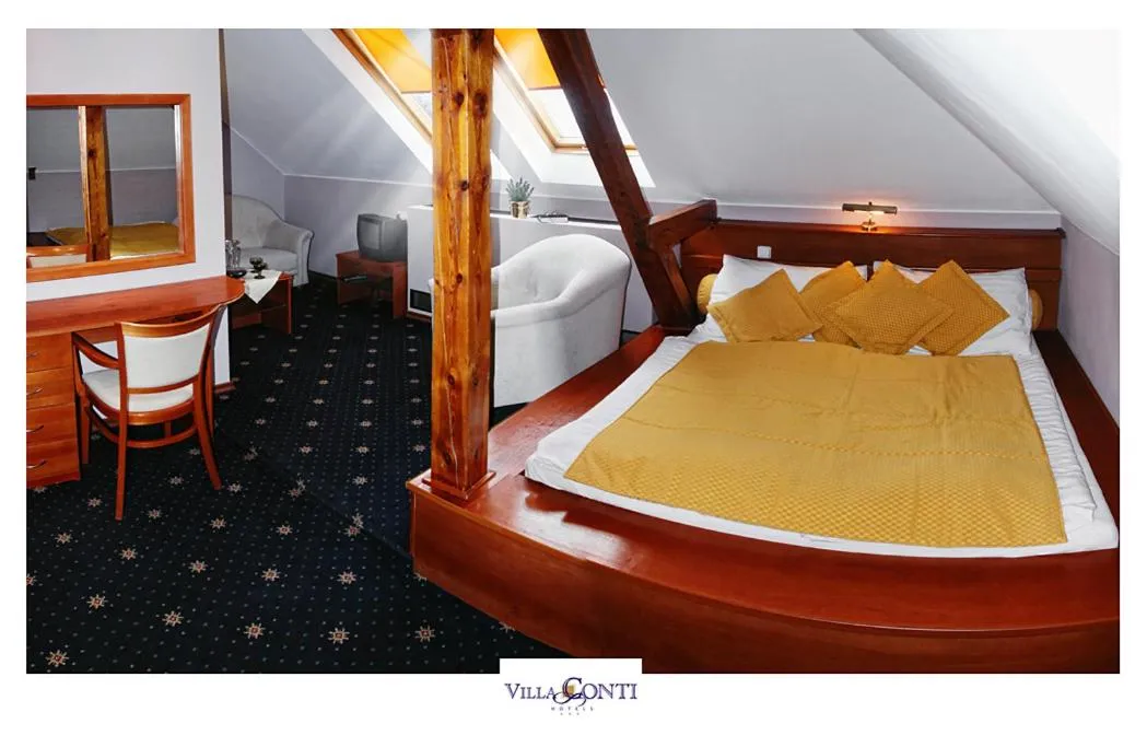 Text overlay, Bed in Hotel Villa Conti