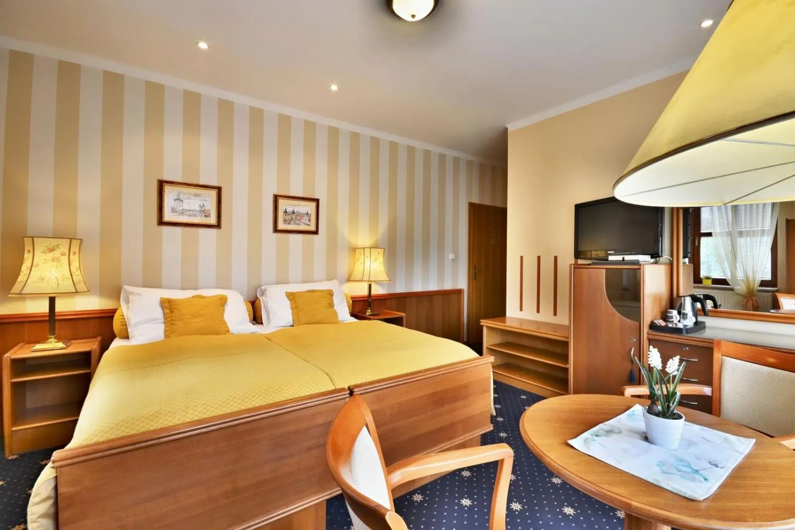 Bed in Hotel Villa Conti