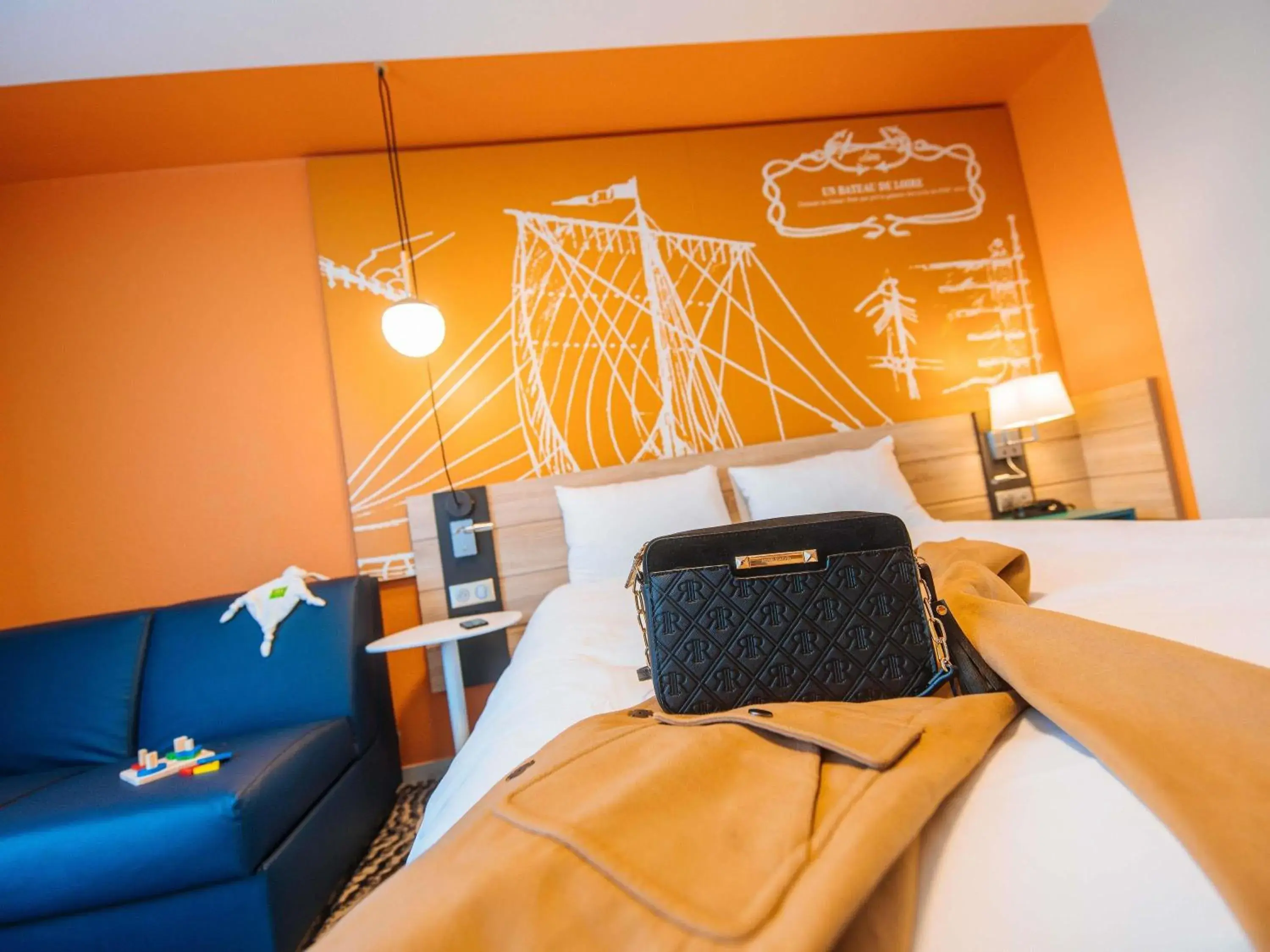 Bedroom, Bed in ibis Styles Ancenis Centre Bedroom, Bed in ibis Styles Ancenis Centre