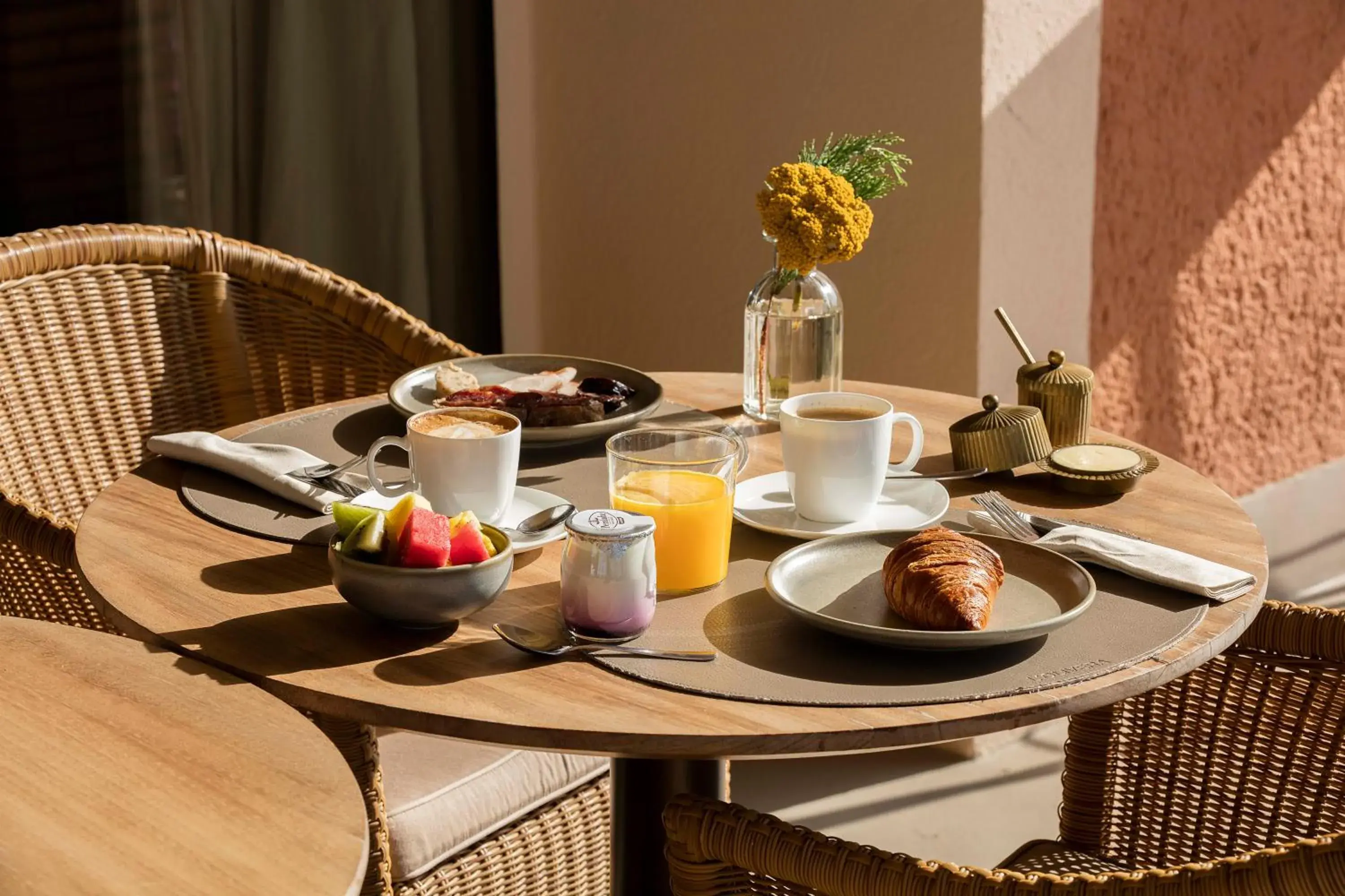 Breakfast in Hotel Peralada Wine Spa & Golf Breakfast in Hotel Peralada Wine Spa & Golf
