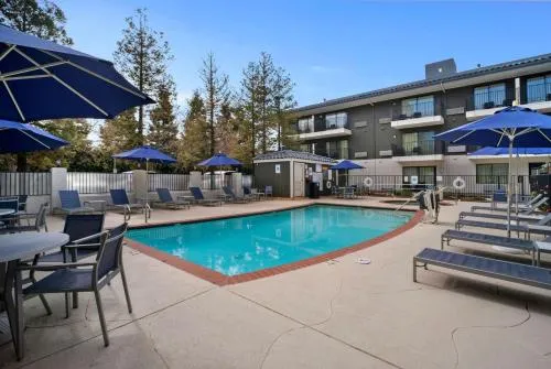 Howard Johnson by Wyndham Fullerton/Anaheim Conference Cntr