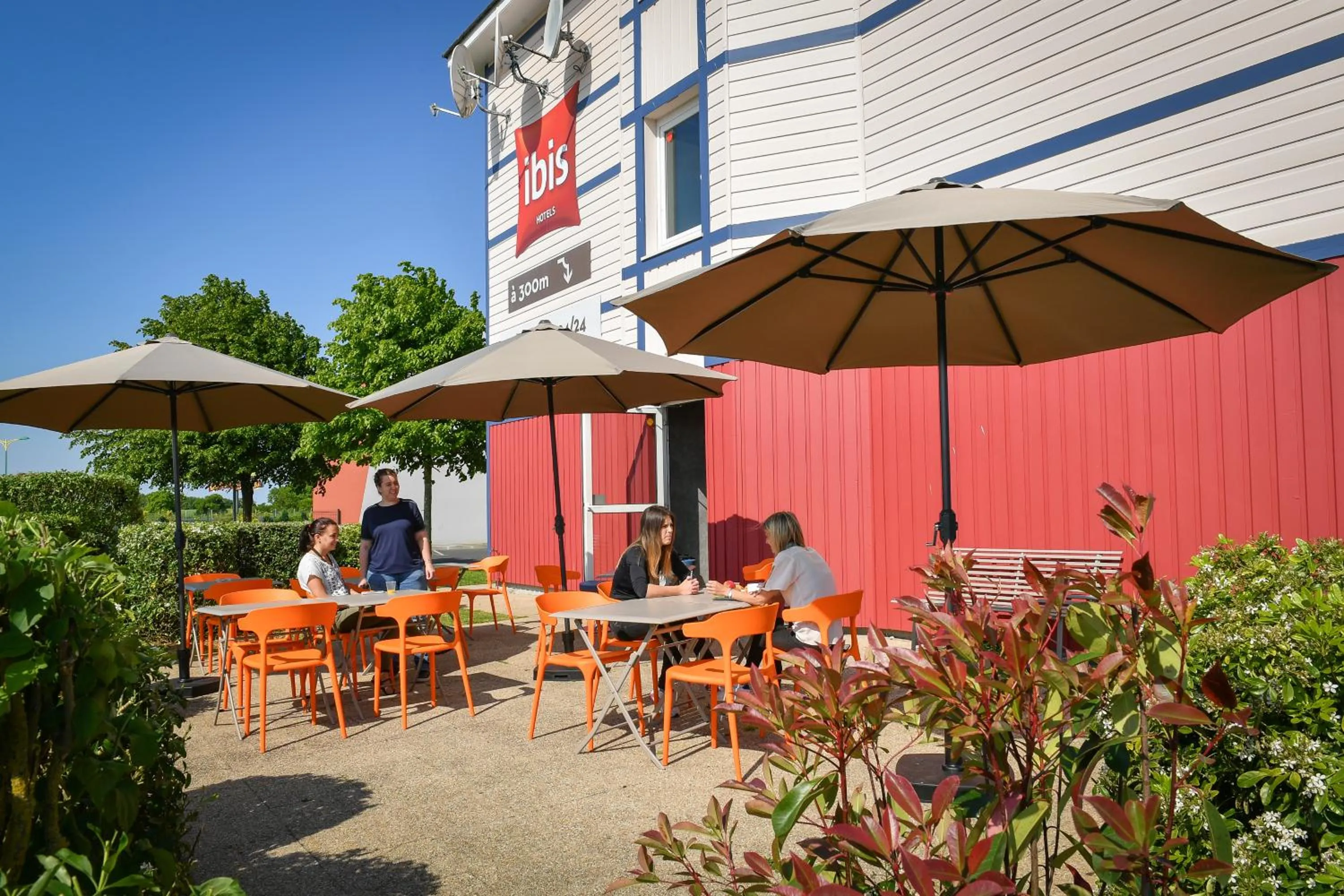 Balcony/Terrace in ibis budget Saint Lô