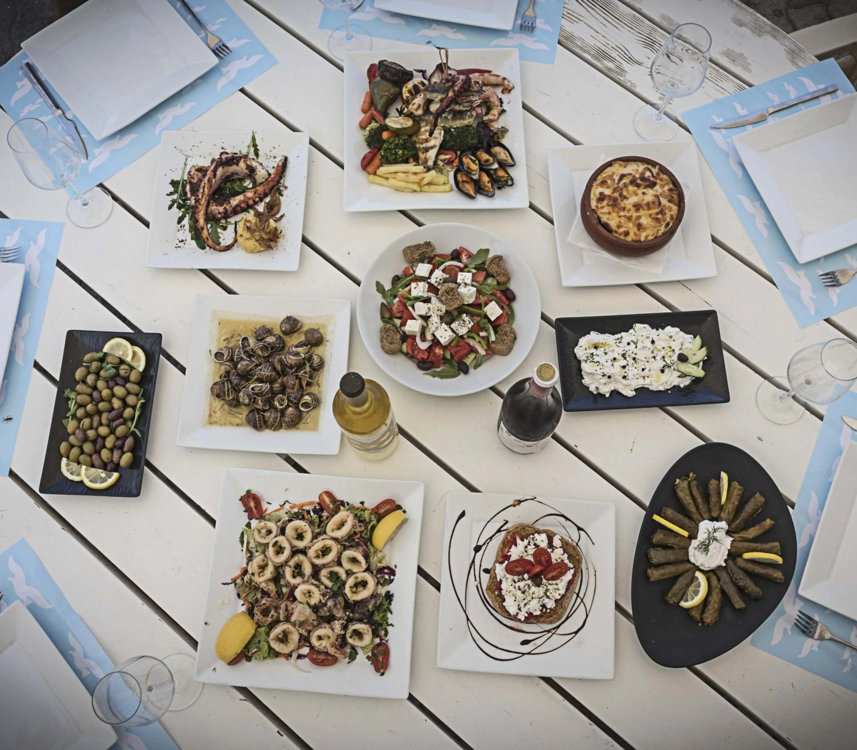 Food and drinks in Glaros Beach Hotel