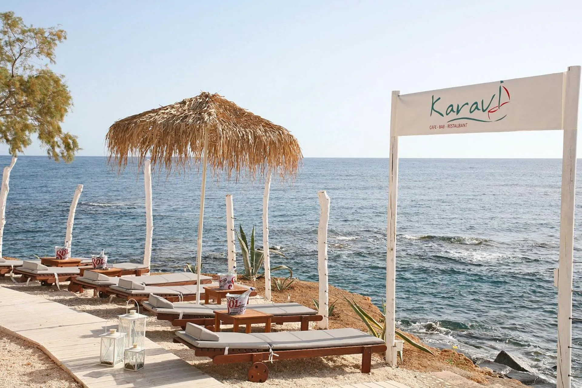 Restaurant/places to eat in Glaros Beach Hotel