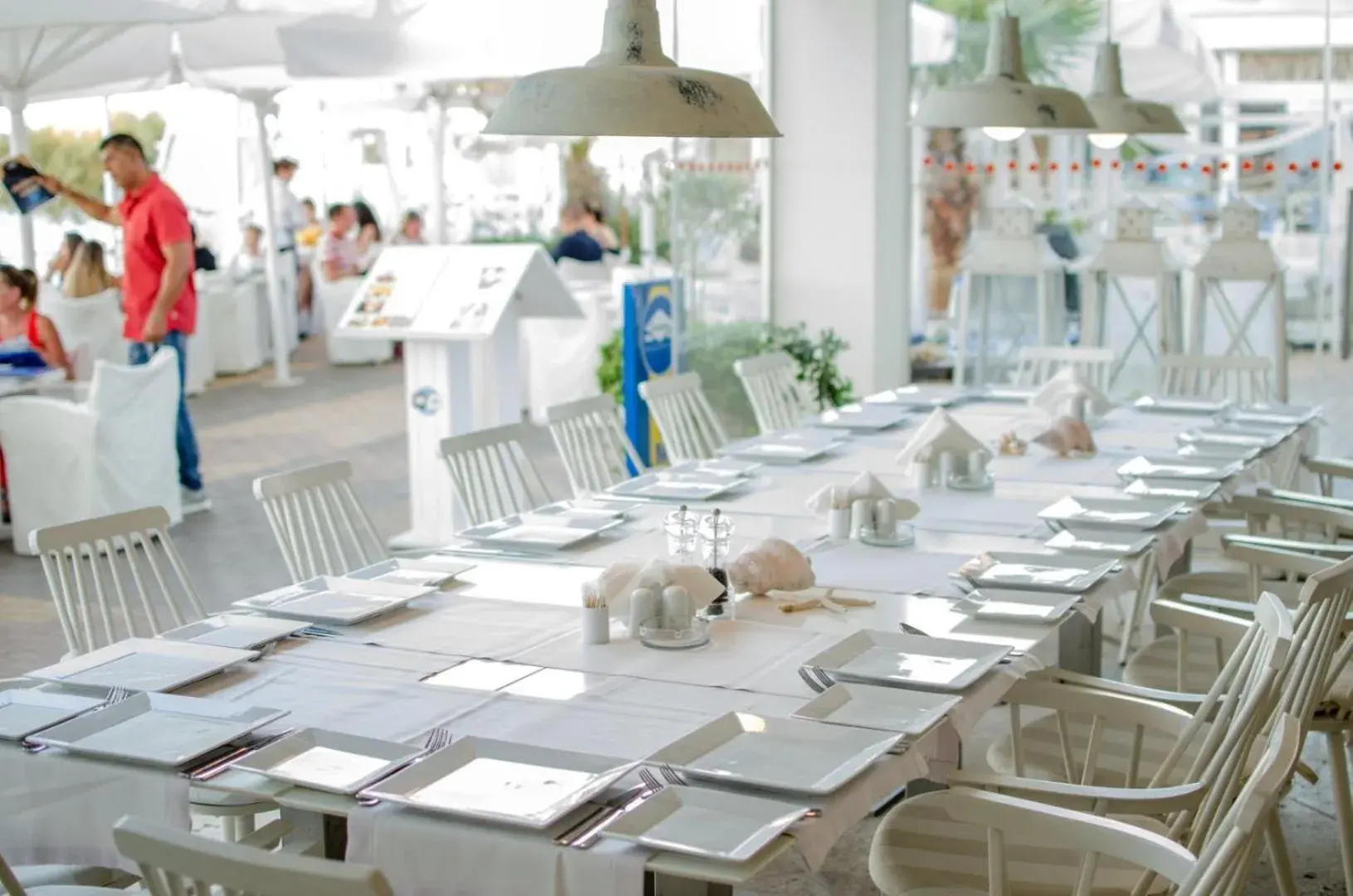 Restaurant/places to eat in Glaros Beach Hotel Restaurant/places to eat in Glaros Beach Hotel