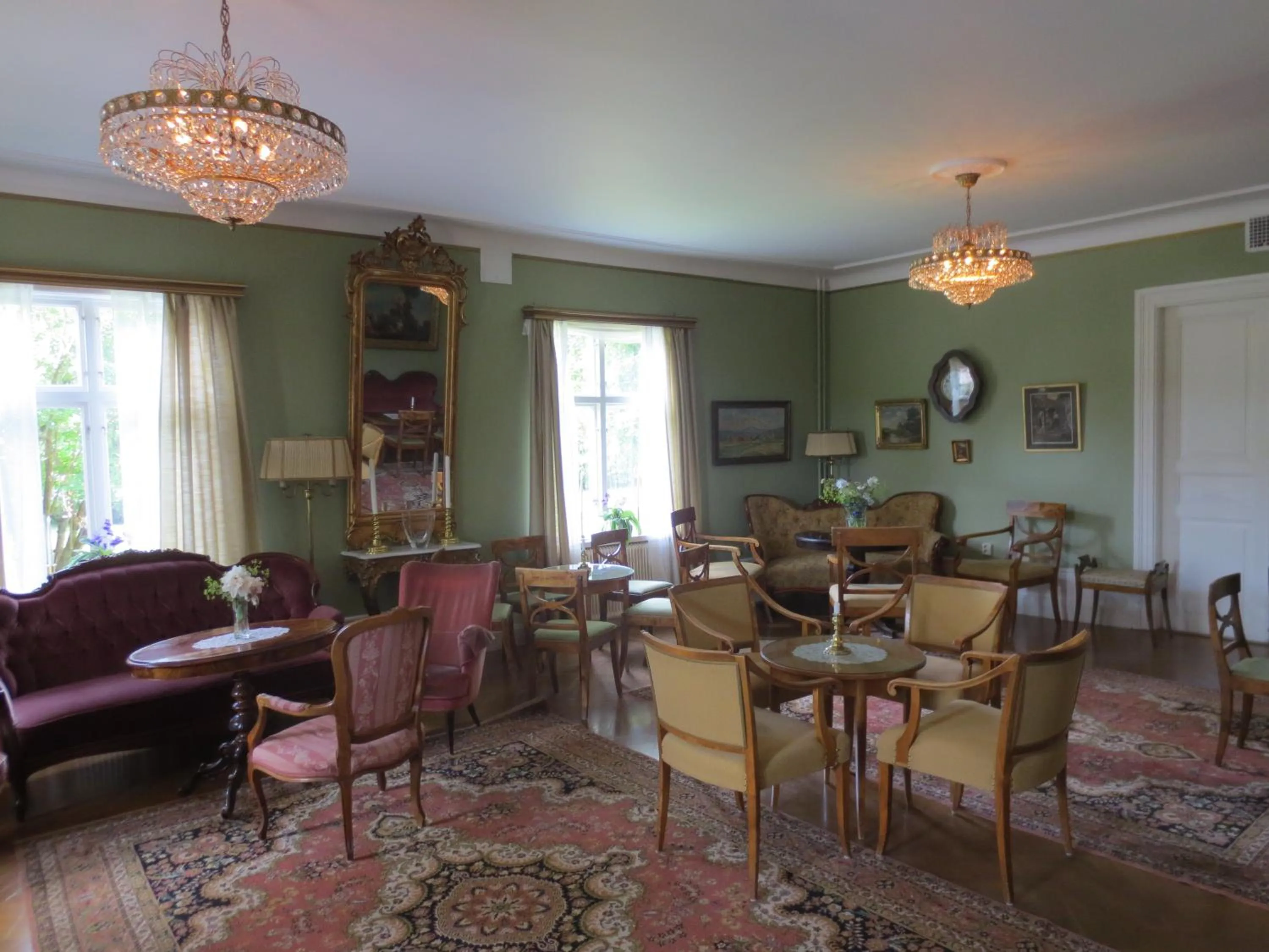 Seating area in Järvsöbaden