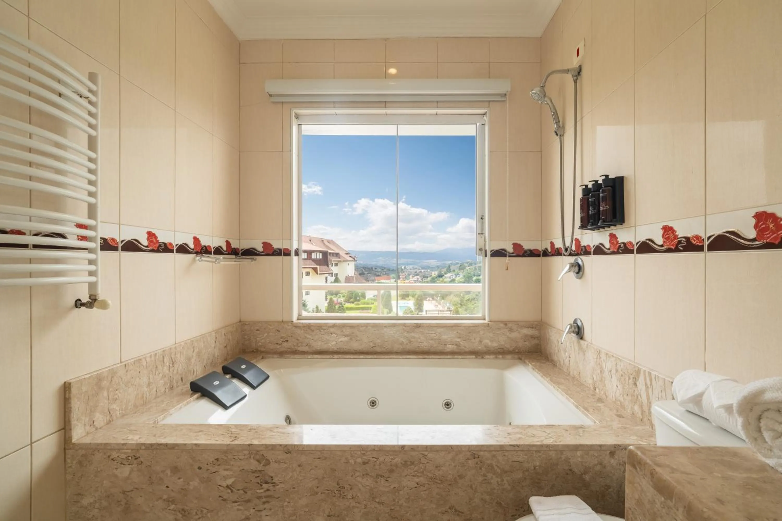 Hot Tub in Chris Wellness Resort Hotel