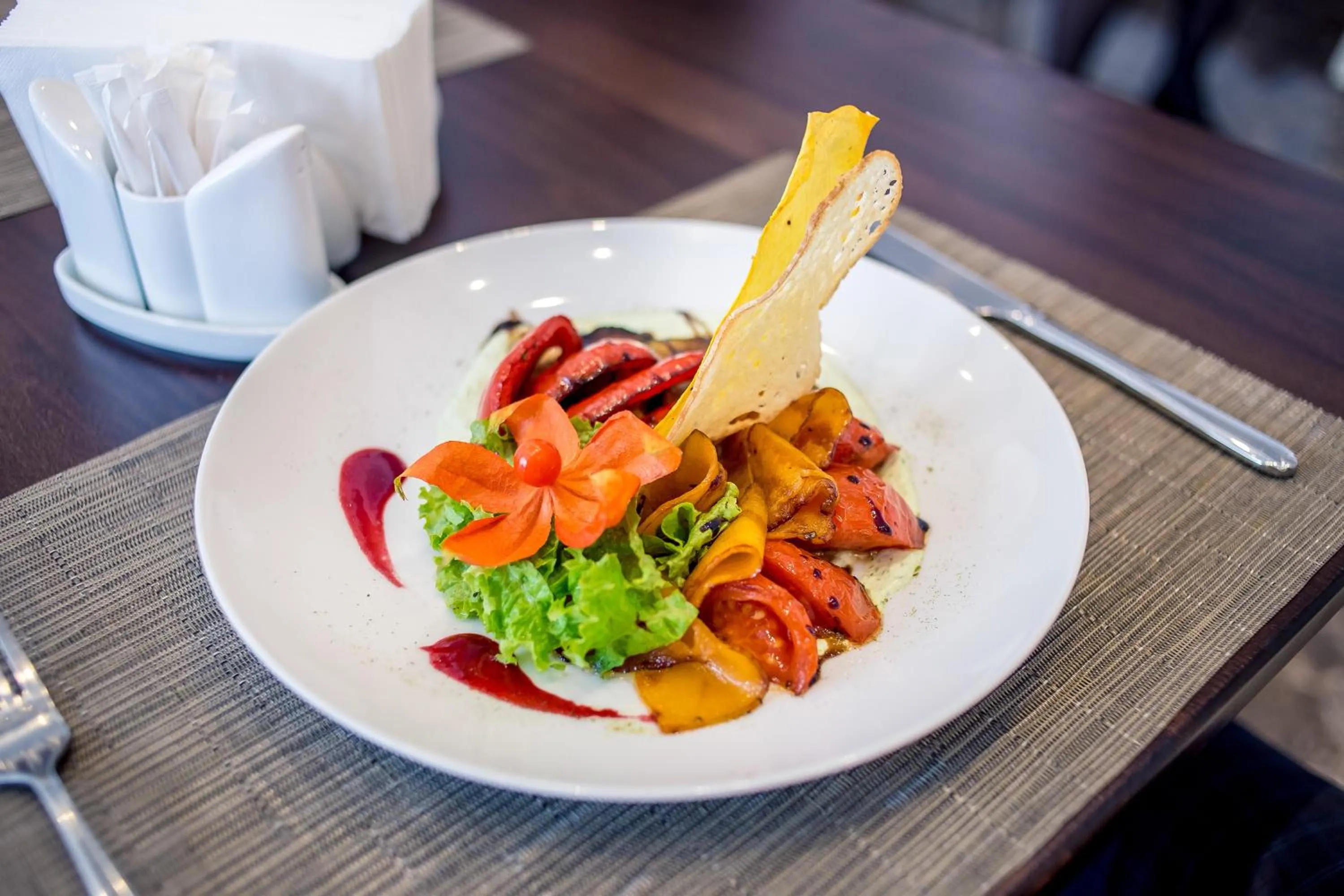 Food in Green Park Hotel & SPA