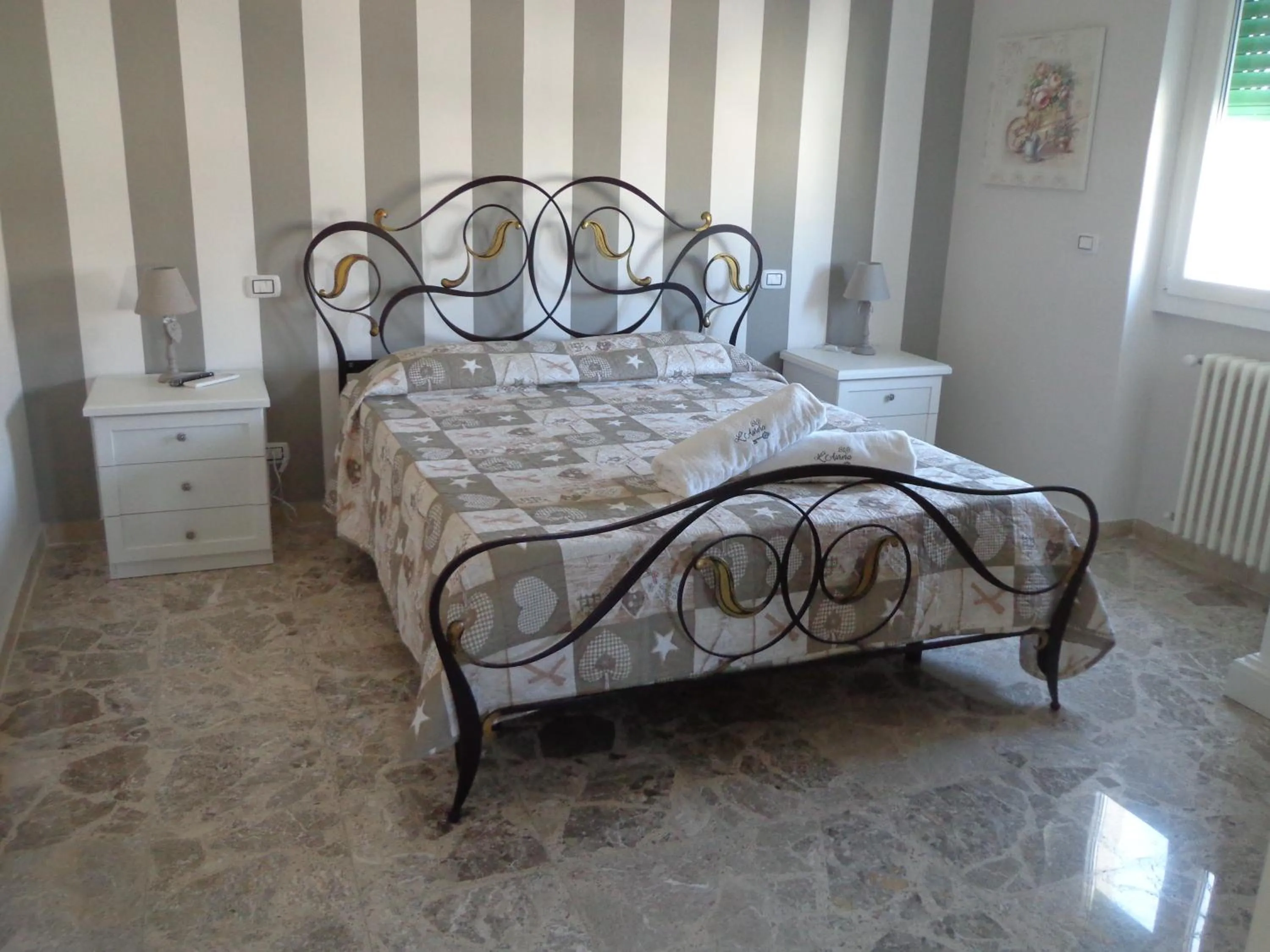 Bedroom, Bed in L'Aurora