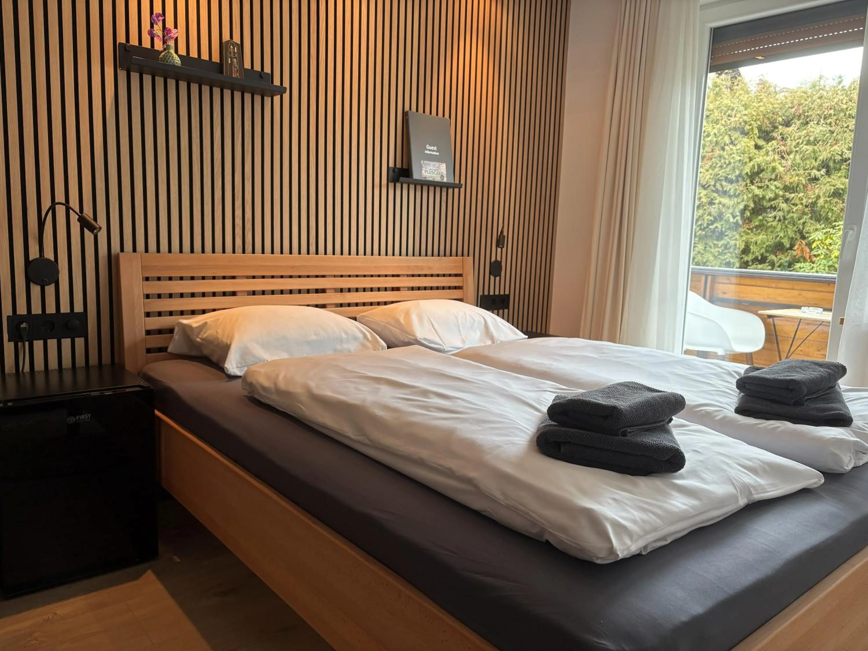 Single Room with Balcony and Garden View - single occupancy in Pension Kitty
