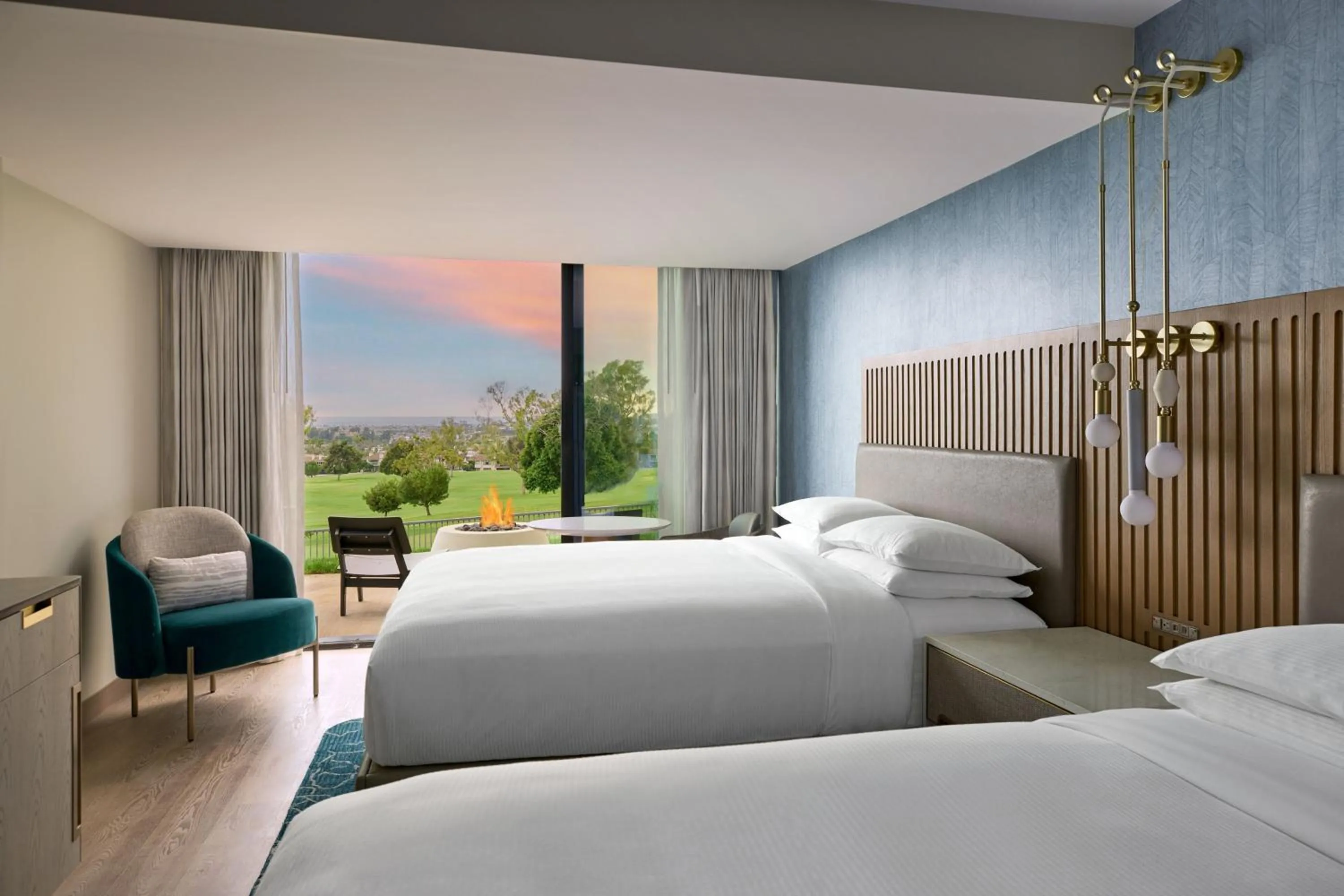 Bedroom, Bed in VEA Newport Beach, a Marriott Resort & Spa