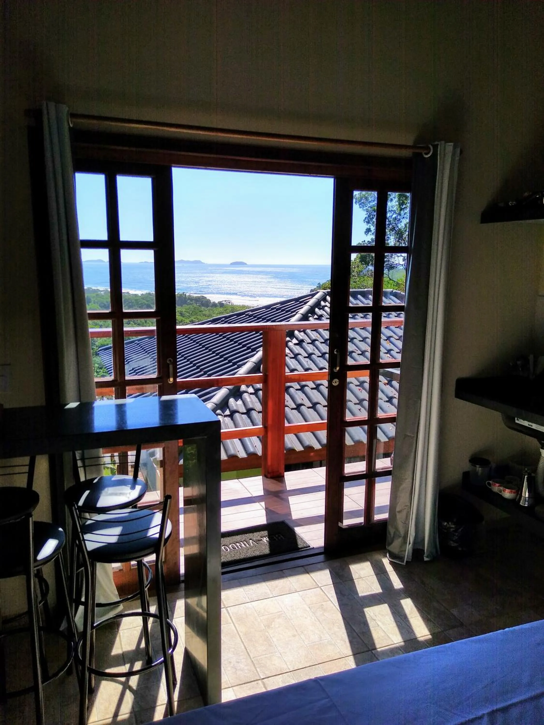 Burung Flats Itamambuca - Hospedagem com vista para o mar