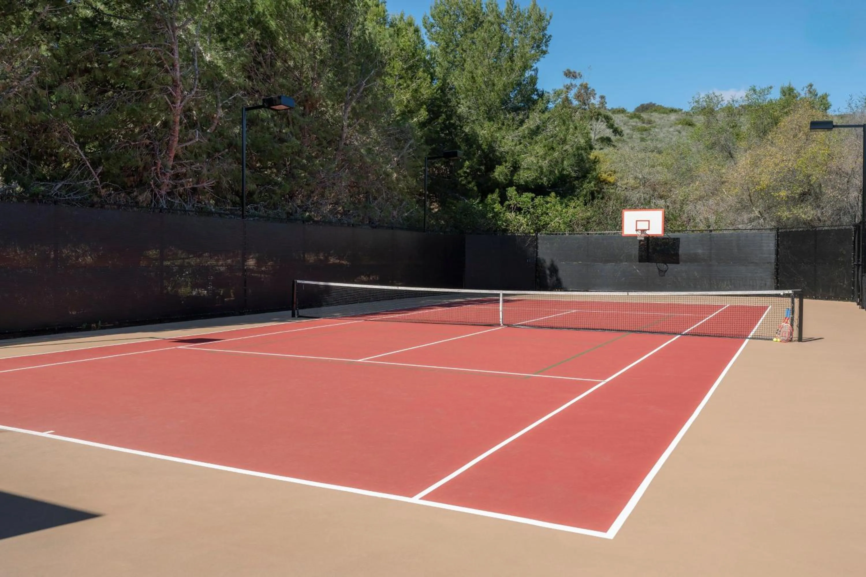 Tennis court in Marriott's Newport Coast Villas