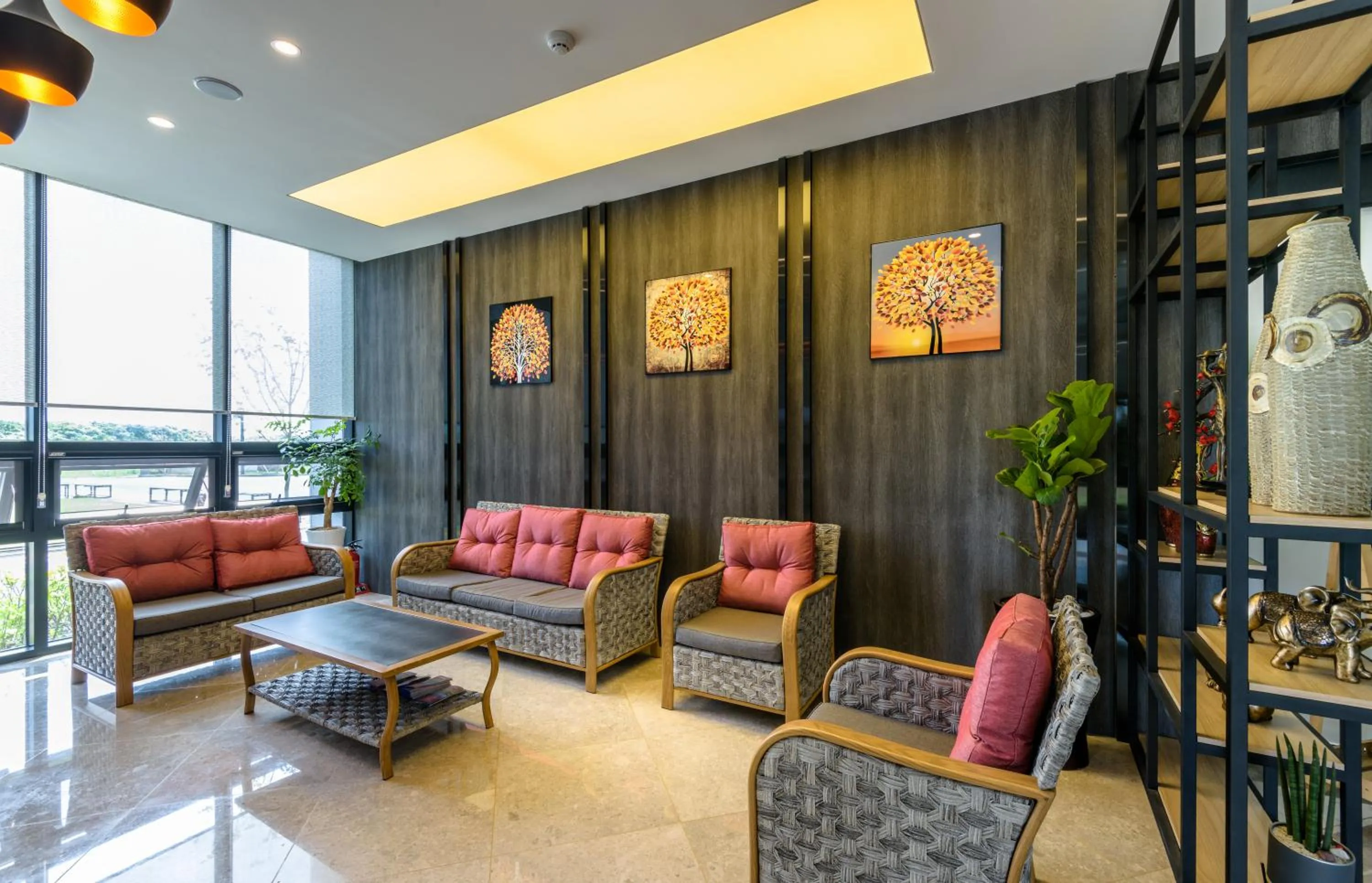 Living room in Thira Hotel