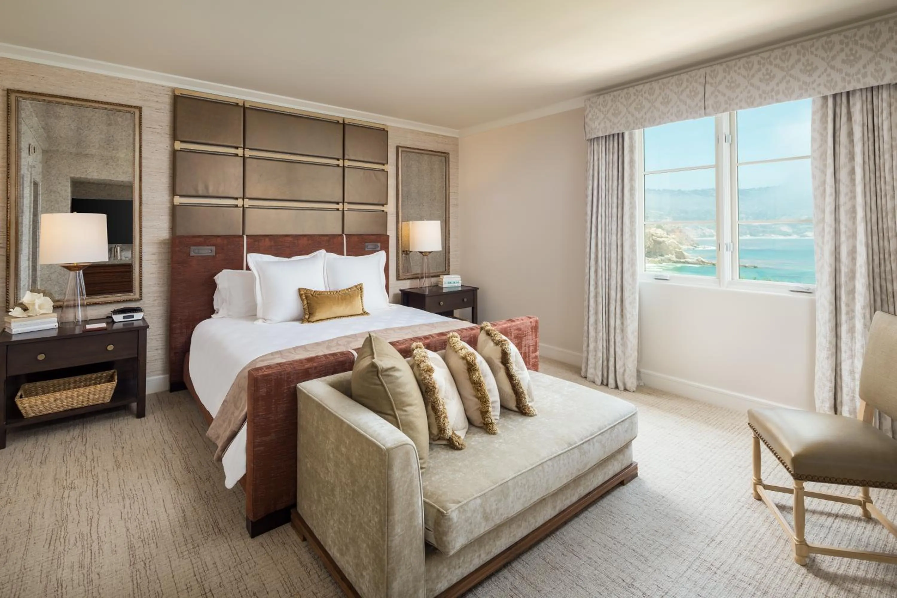 Bed in Terranea Resort